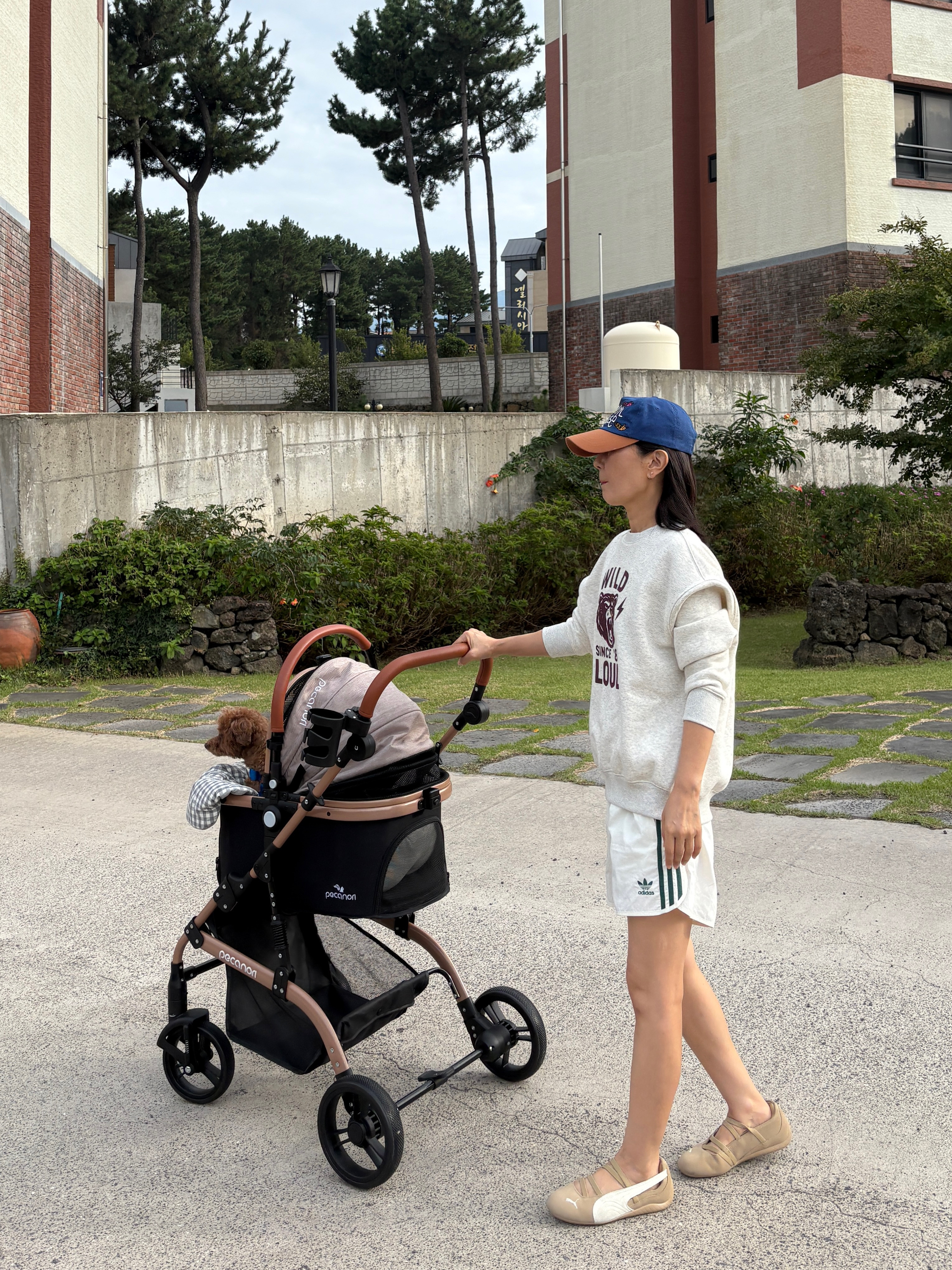 Thevinylhouse Twotone Ball Cap Blue, (W) Puma Speedcat Ballet Suede Tan Warm White 착용 스타일 - 3