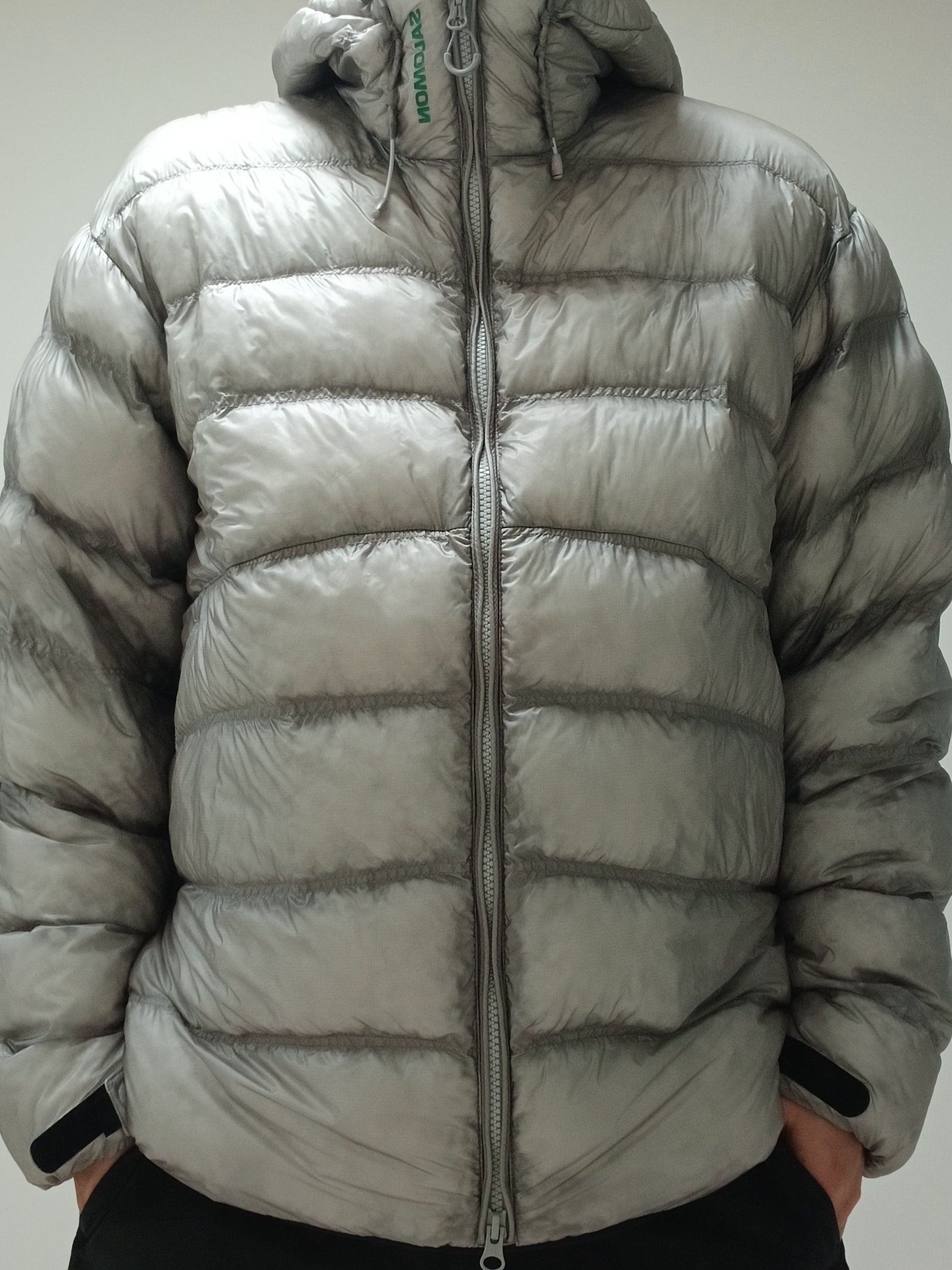 Salomon UNI Cross Insulation Jacket Light Grey, Nike ACG Trail Cap Black 착용 스타일 - 4