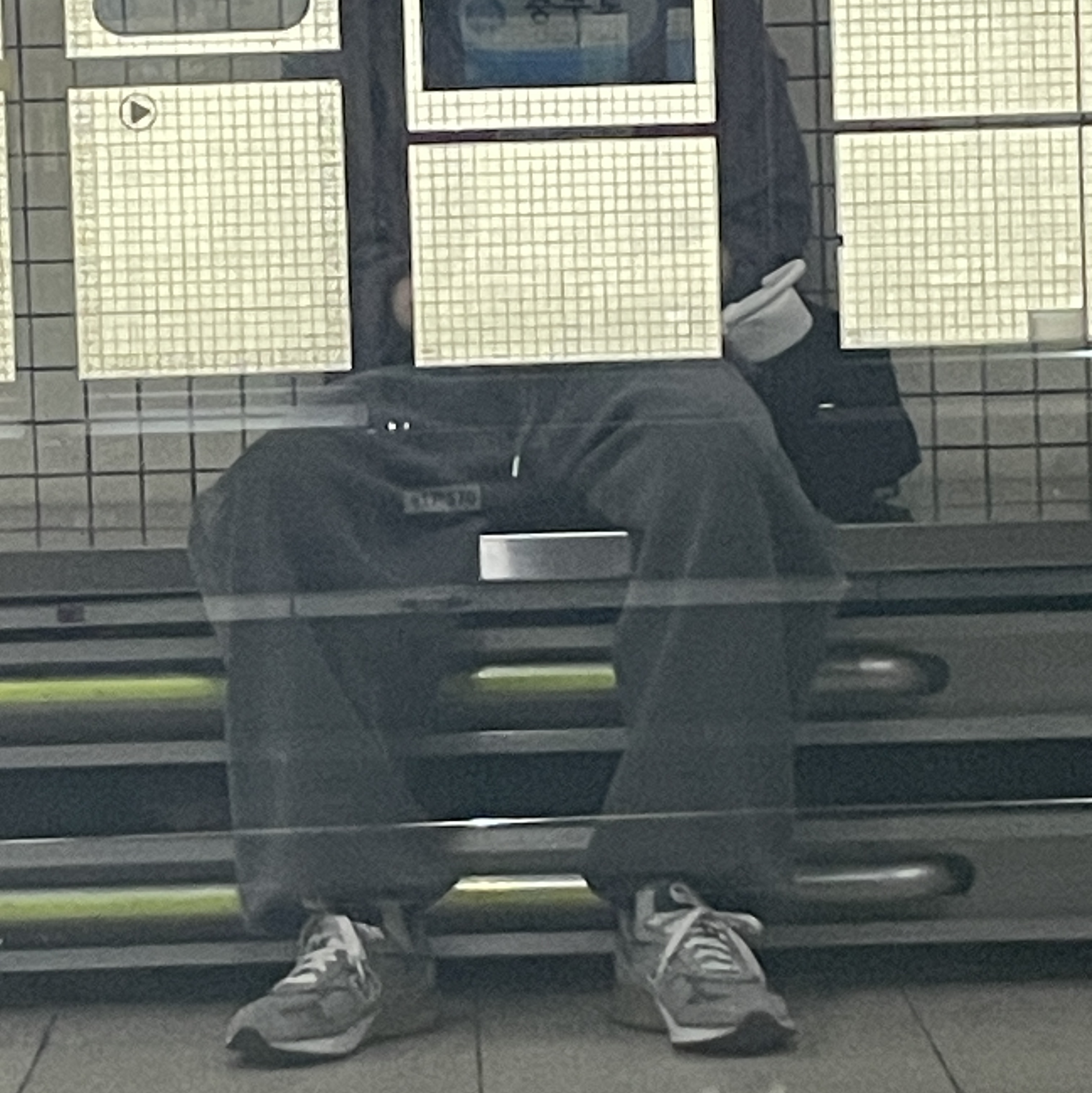 New Balance 993 Made in USA Grey - D Standard, Undermycar Mu.03 Anti Fxxking Logo Play Oversized Sweat Jogger Pigment Gray 착용 스타일