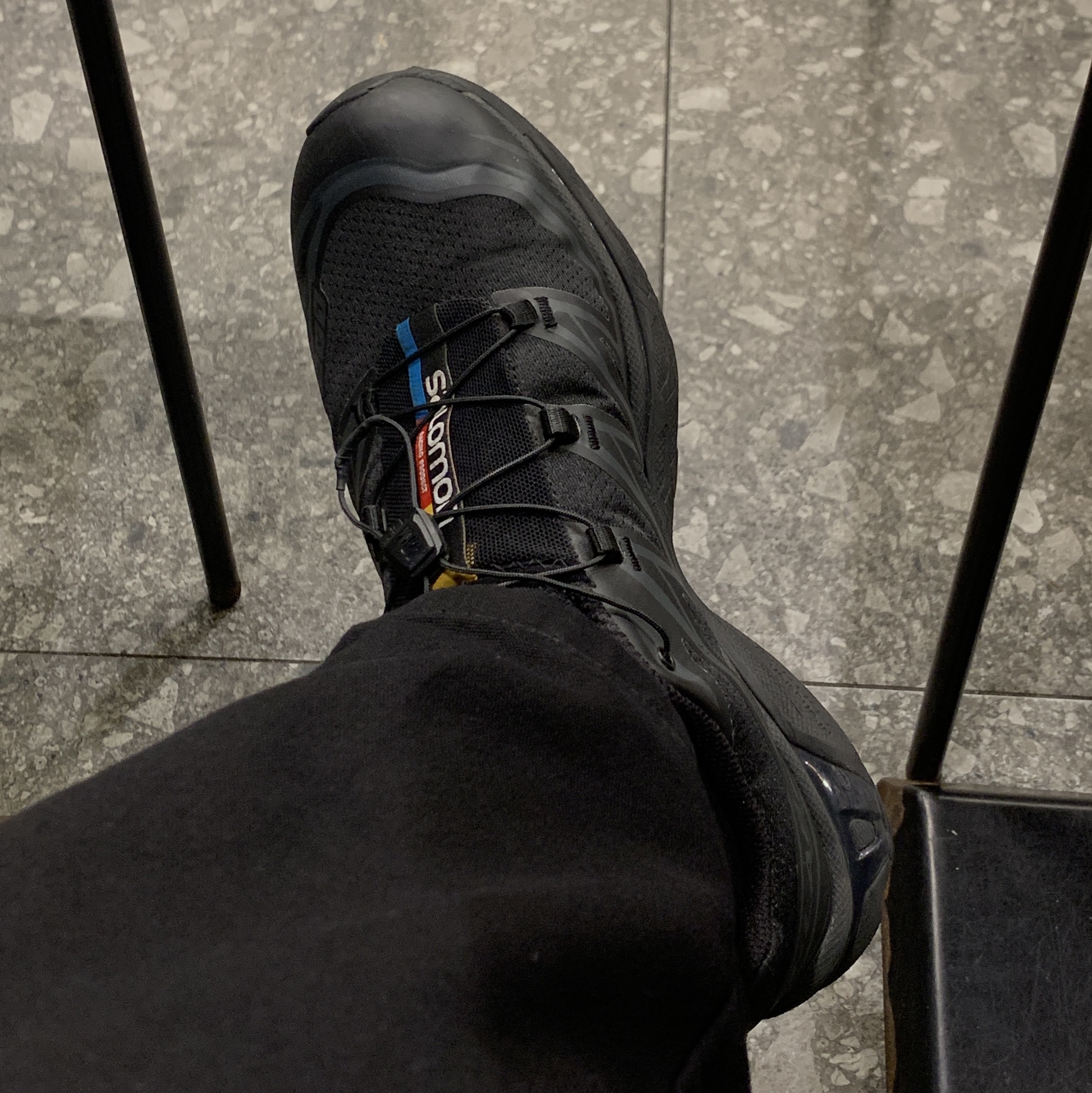 Salomon XT-6 ADV Black 착용 스타일