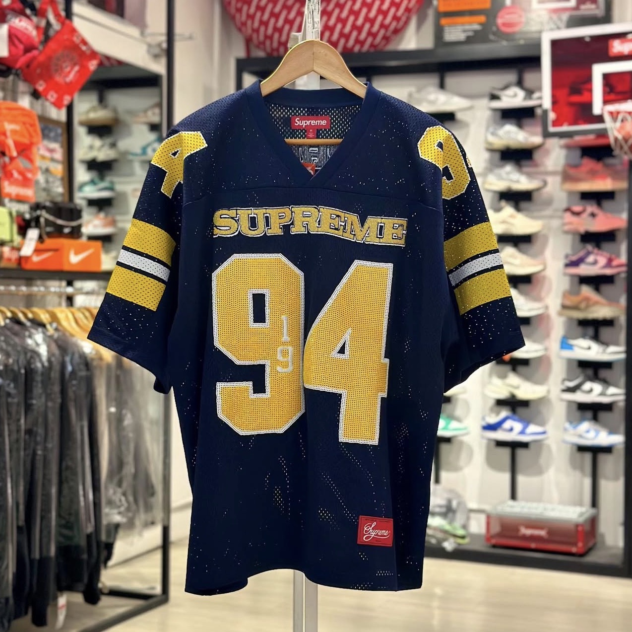 Supreme Sequin Football Jersey Navy - 25FW 착용 스타일 - 1