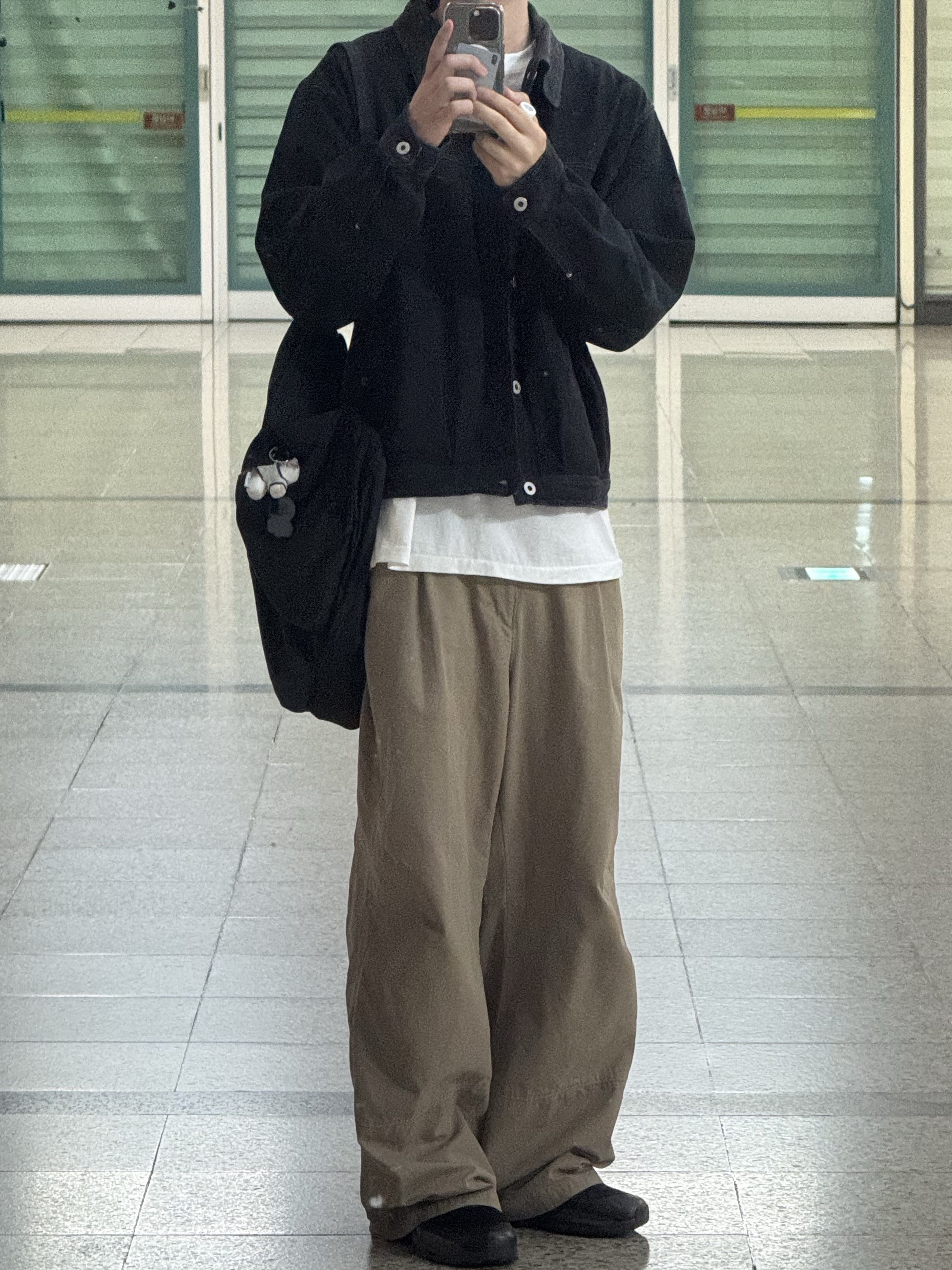 Polyteru Used Trucker Jacket Black (Leather Collar), Salomon XT-Wings 2 ADV Black 착용 스타일 - 1