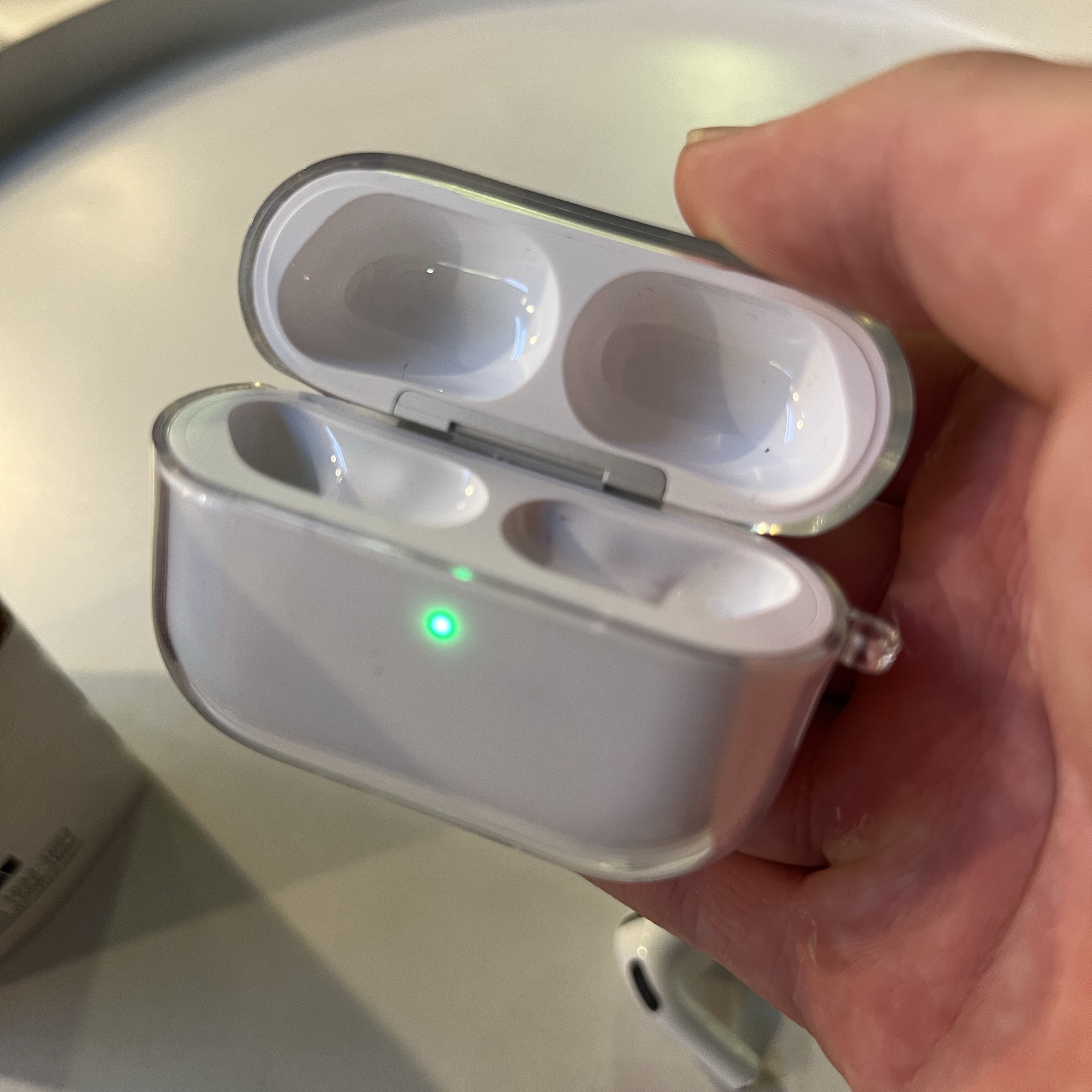 Apple AirPods Pro 3rd Gen (Korean Ver.) 착용 스타일