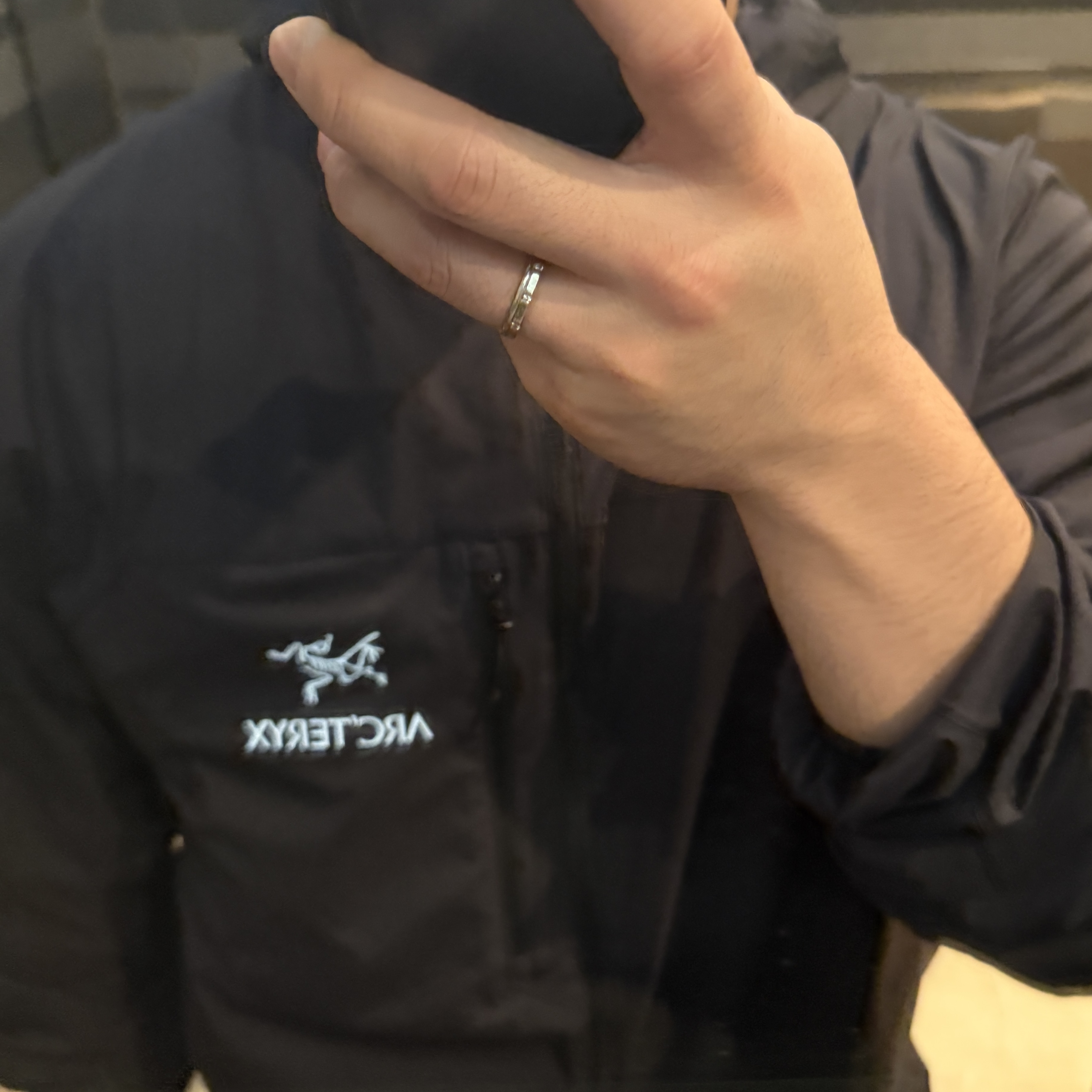 Arc'teryx Squamish Hoody Black 착용 스타일