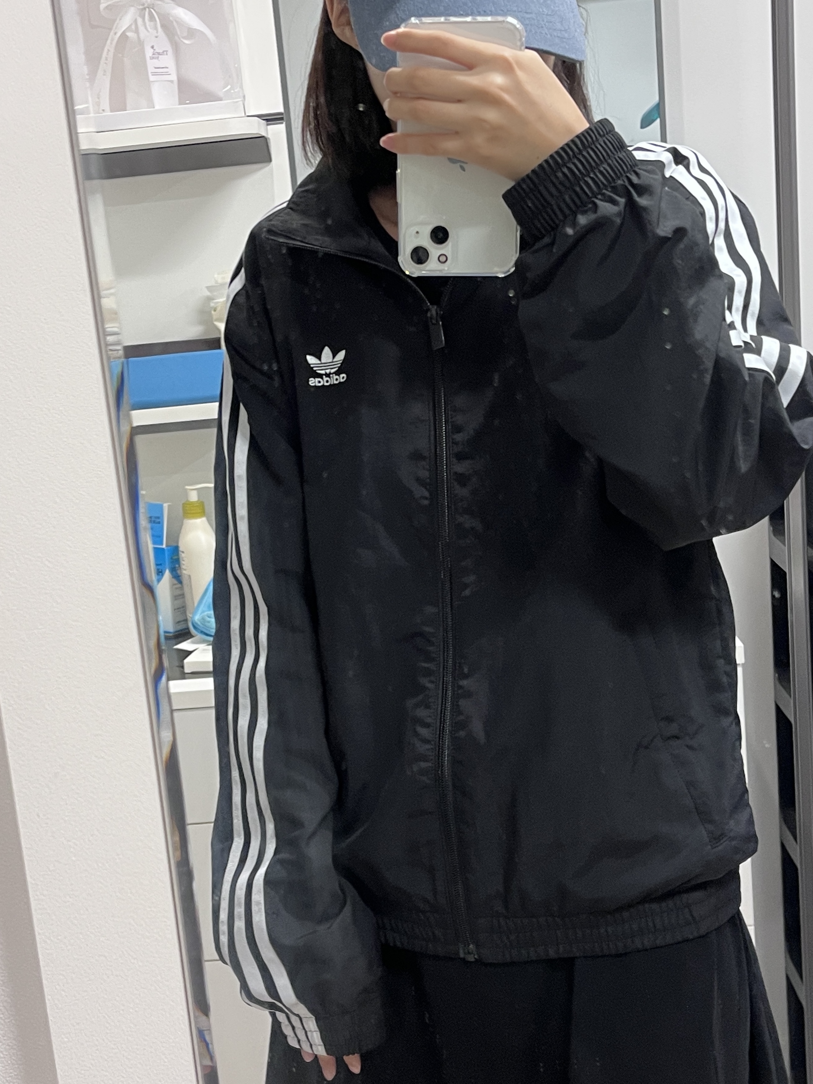 (W) Adidas Originals Woven Track Top Black - KR Sizing 착용 스타일