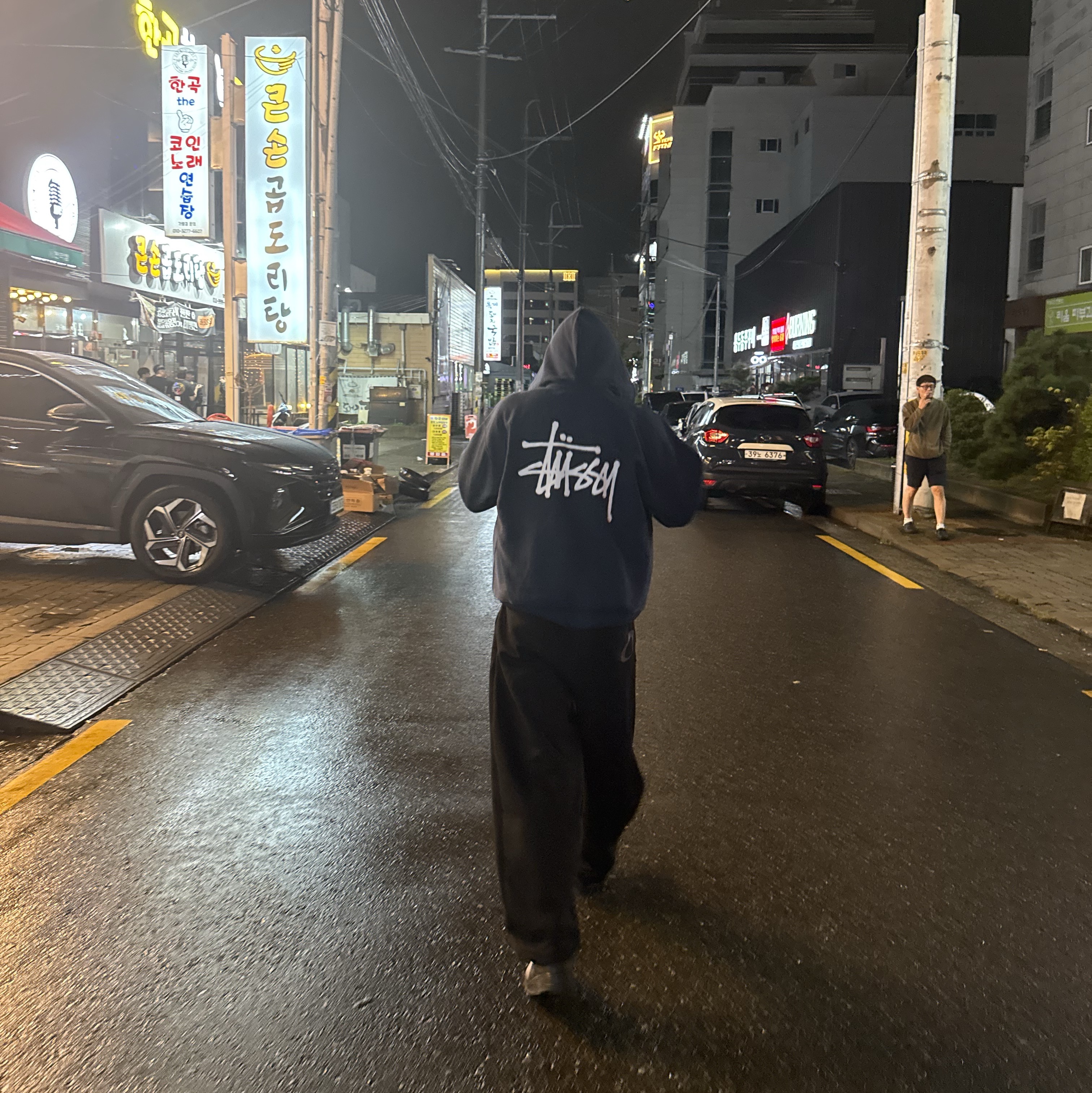 Stussy Basic Stussy Zip Hoodie Navy 2024, 2025 착용 스타일 - 1