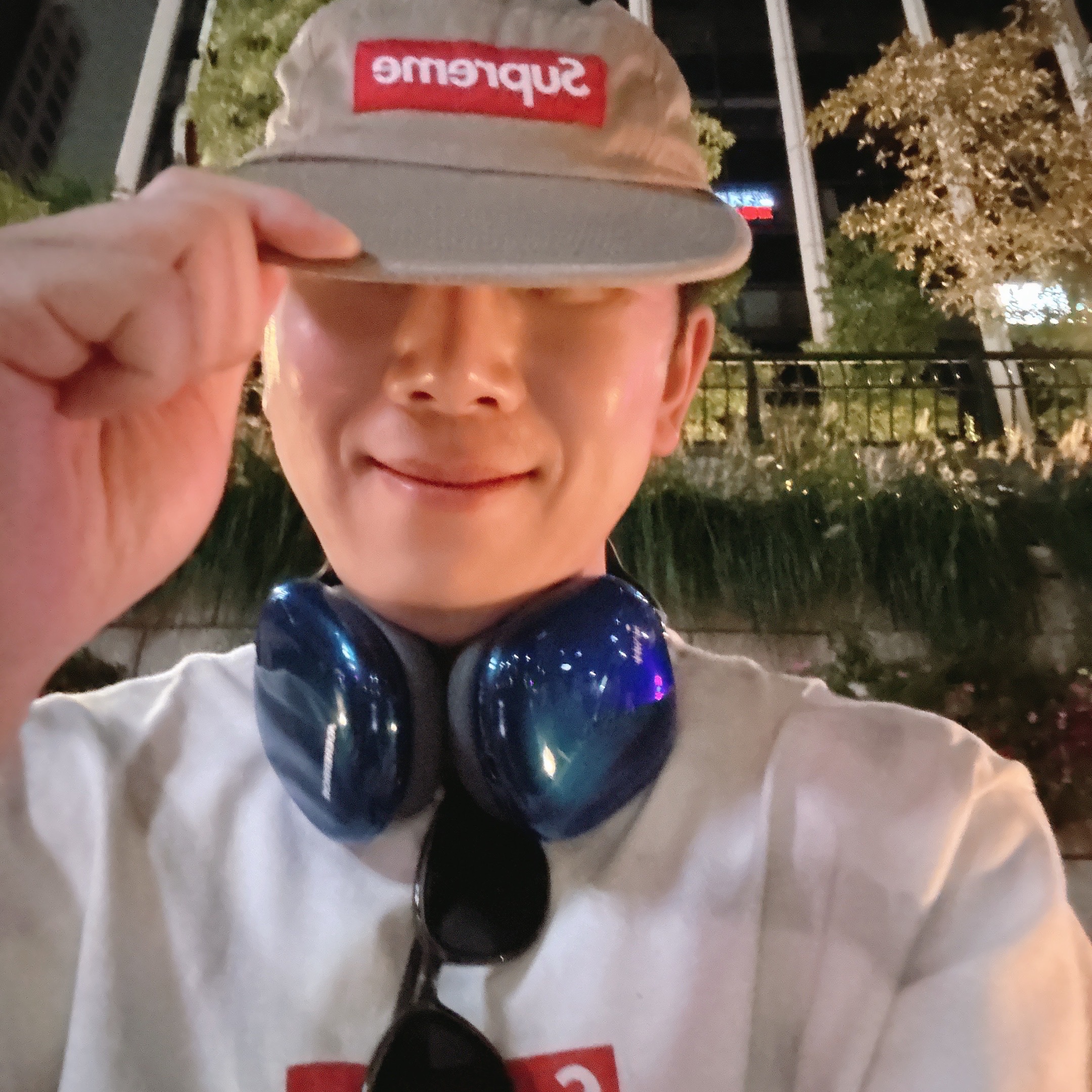 Supreme Washed Chino Twill Camp Cap Tan - 25FW, Ader Error Standic AirPods Max Case Z-Blue 착용 스타일