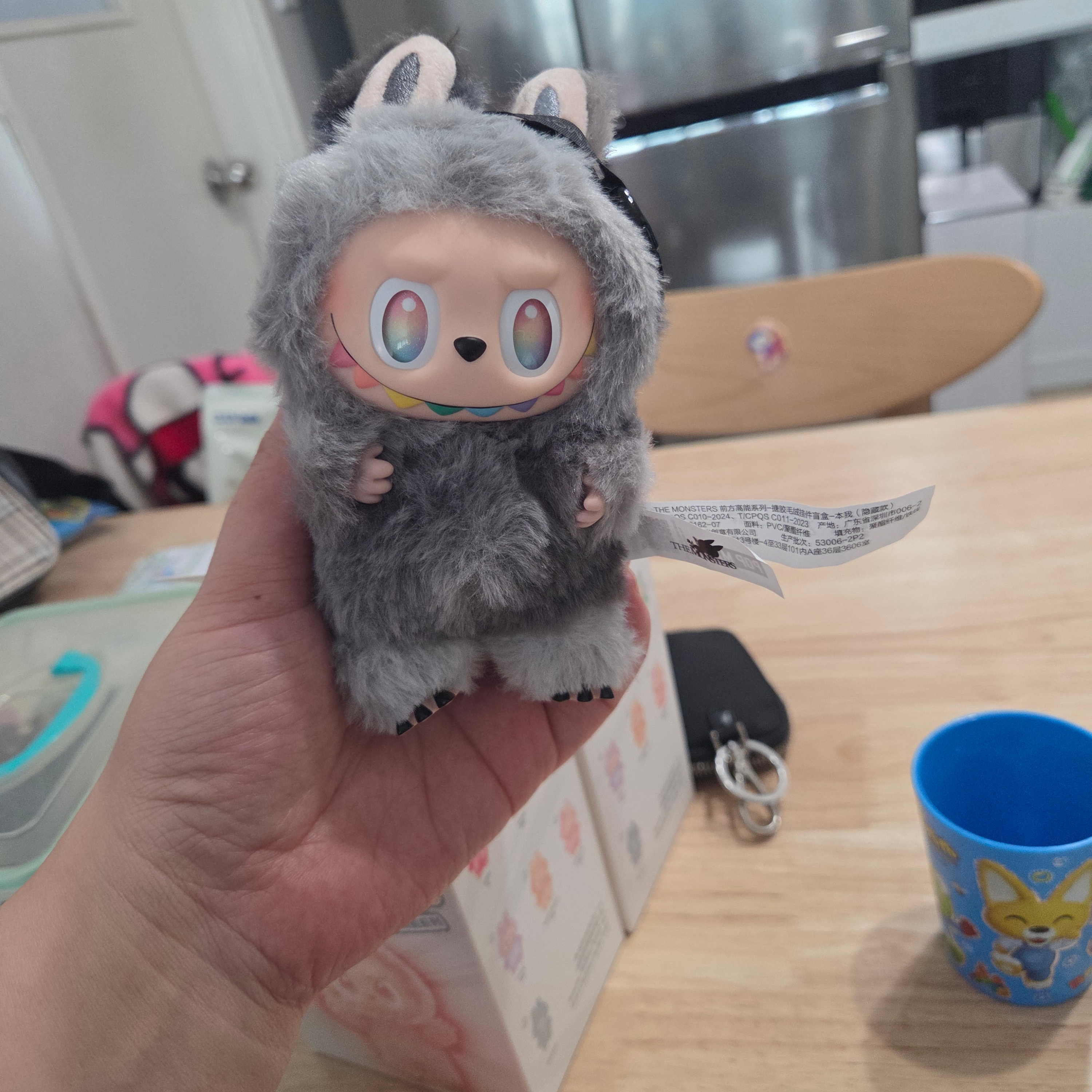 Pop Mart Labubu The Monsters Highlight Series Sealed Case (6 Blind Boxes) 착용 스타일