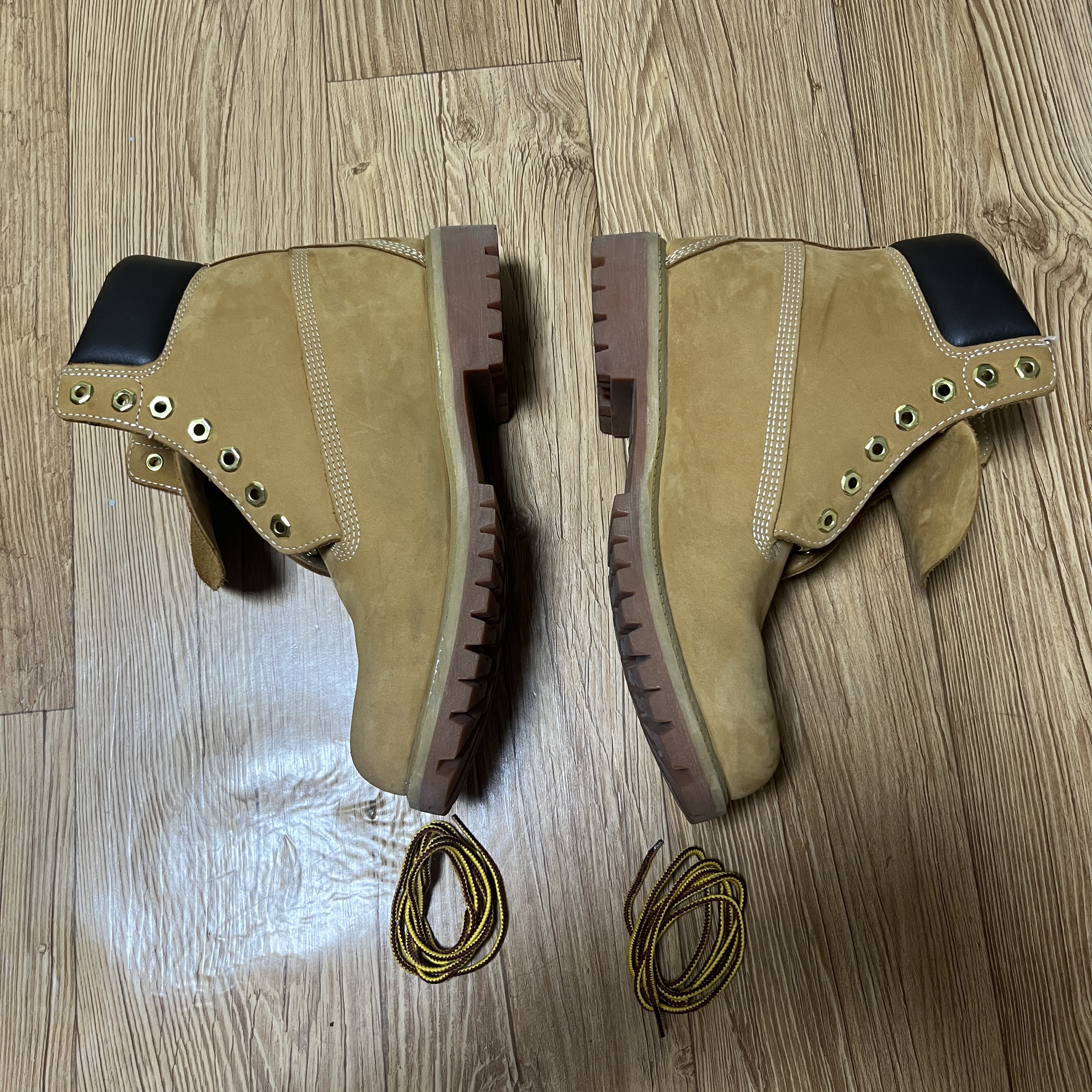 Timberland Premium 6 inch Waterproof Boot Wheat Nubuck - Wide 착용 스타일