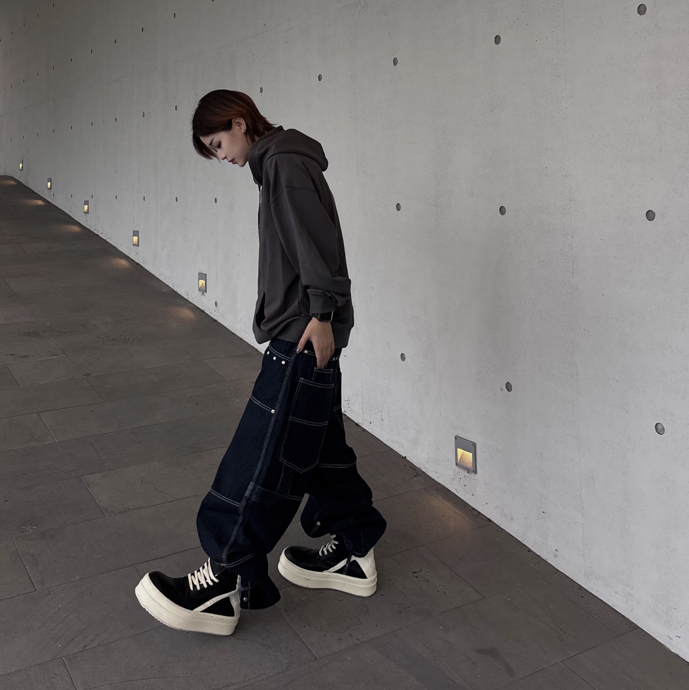 Flavorism Carpenter Wide Baggy jeans Deep Indigo, Rick Owens Concordians Mega Bumper Geobasket 착용 스타일 - 5