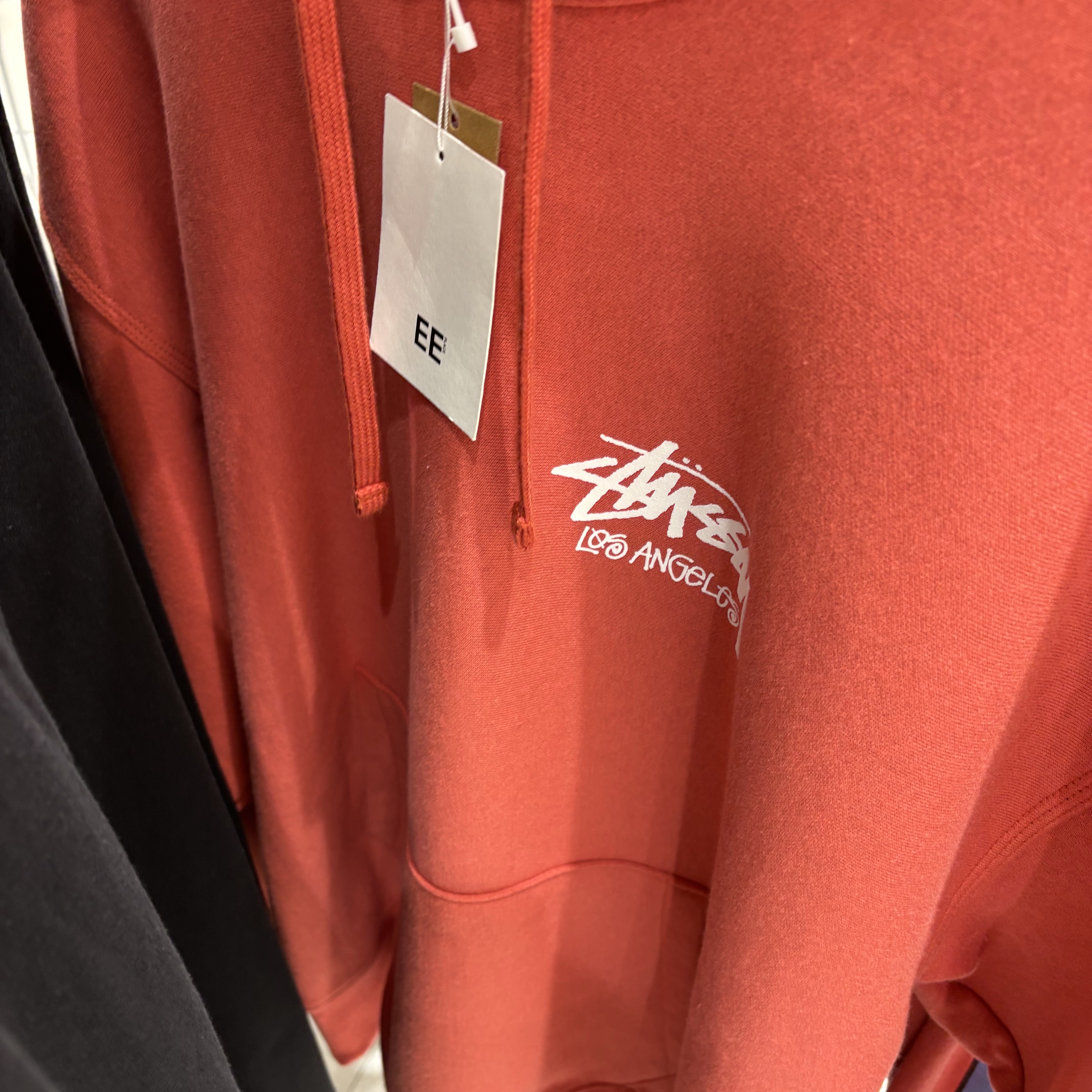 Stussy World Tour Hoodie Red 2022 착용 스타일