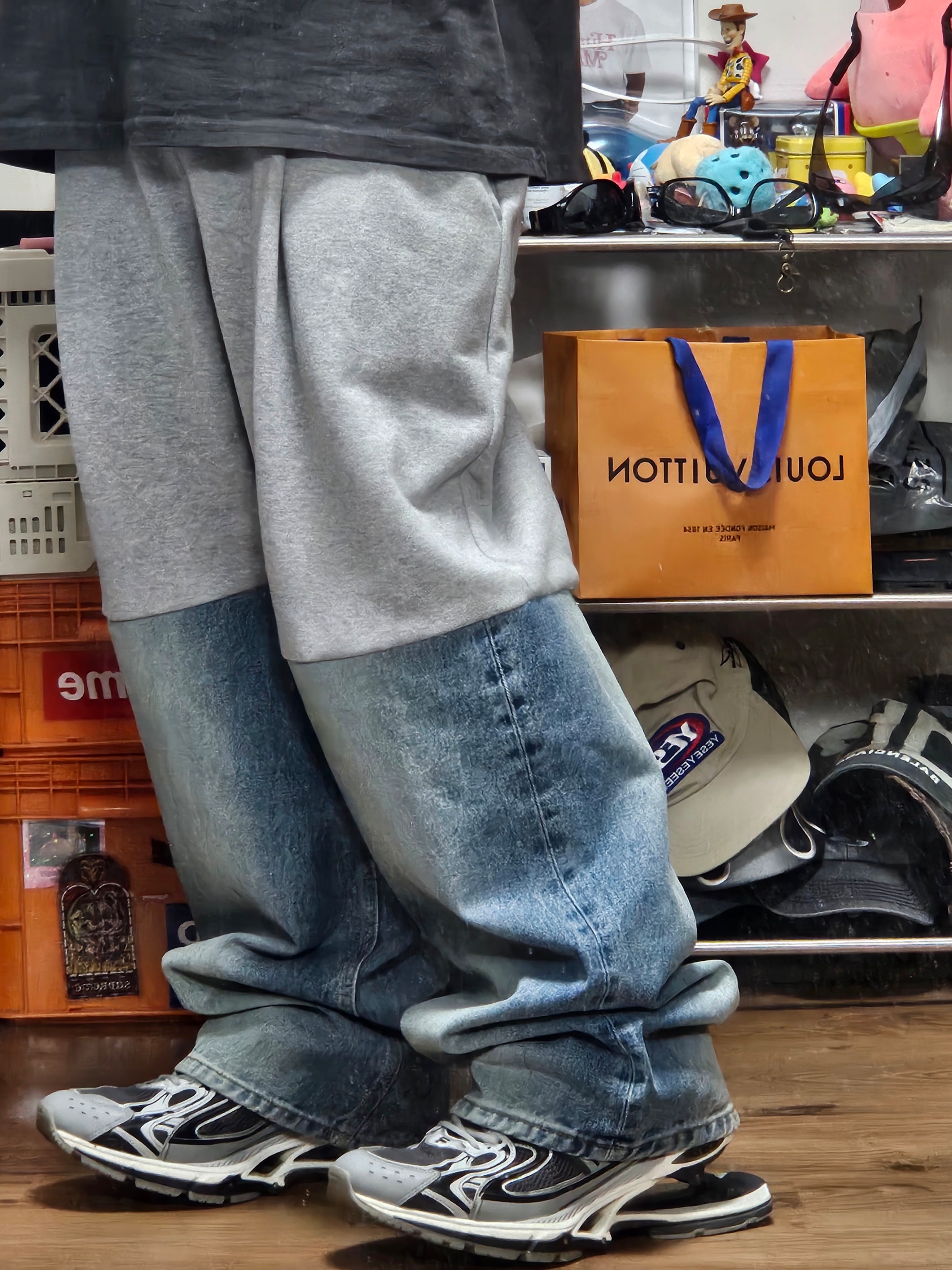 Balenciaga X-Pander Sneakers Grey Black White 착용 스타일