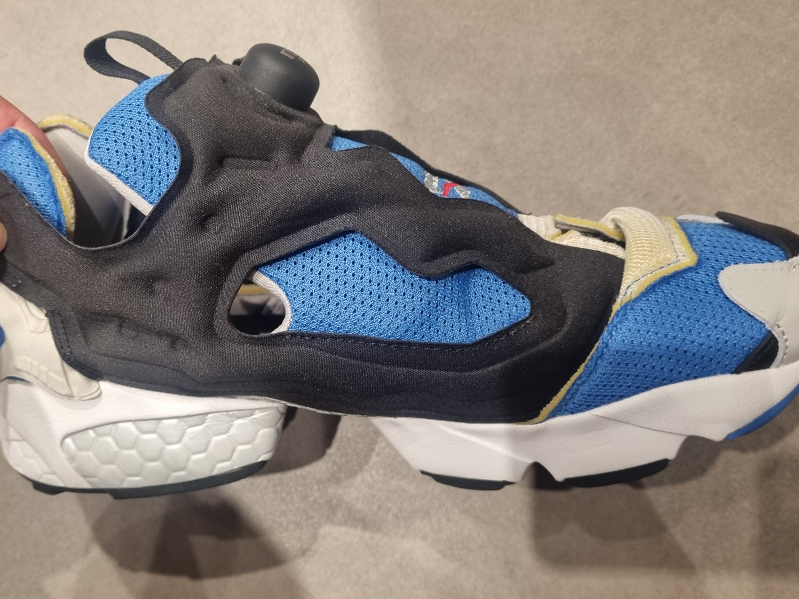 Reebok x Maison Margiela Project 0 IF Memory of Black Blue 착용 스타일