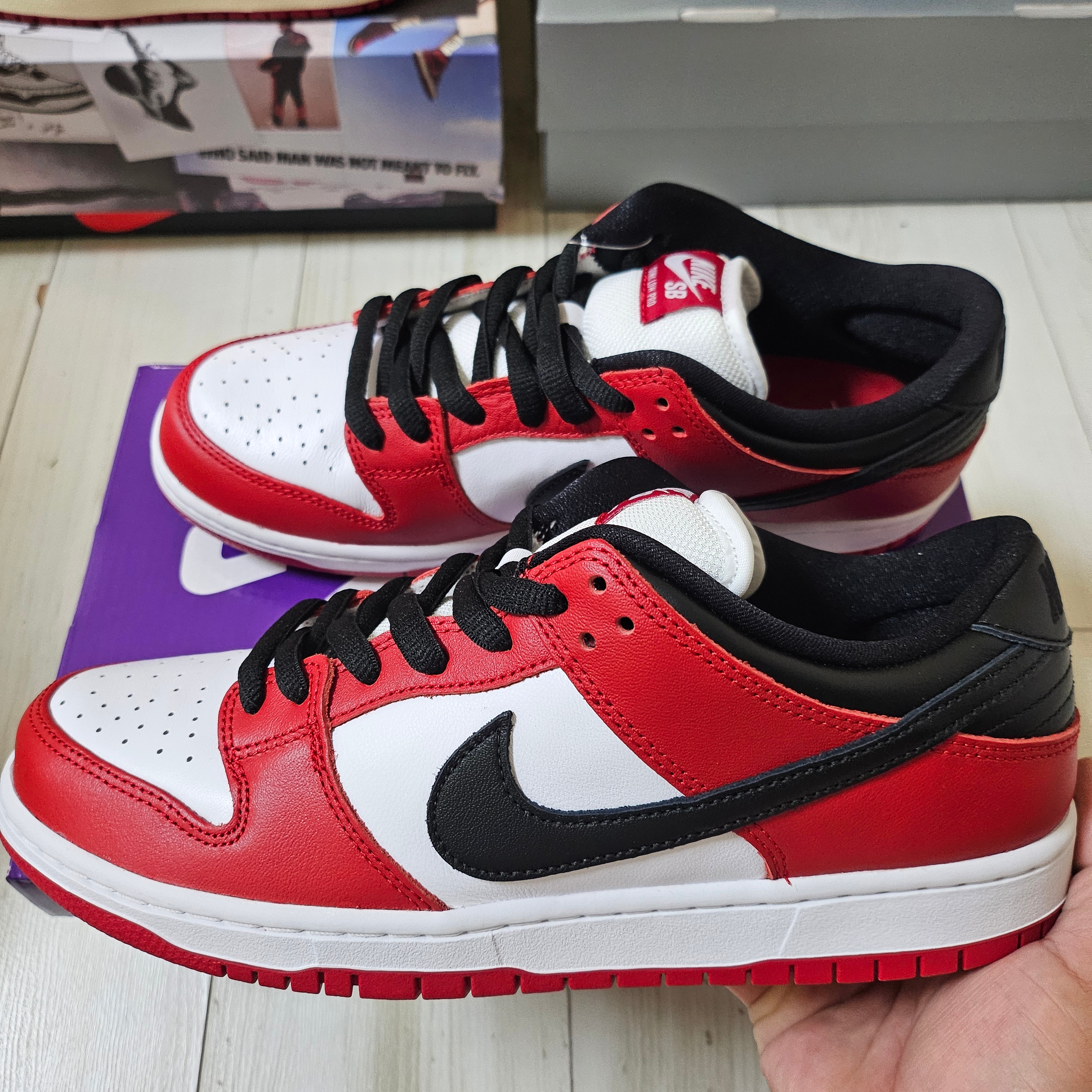 Nike SB Dunk Low Pro Chicago 착용 스타일 - 2