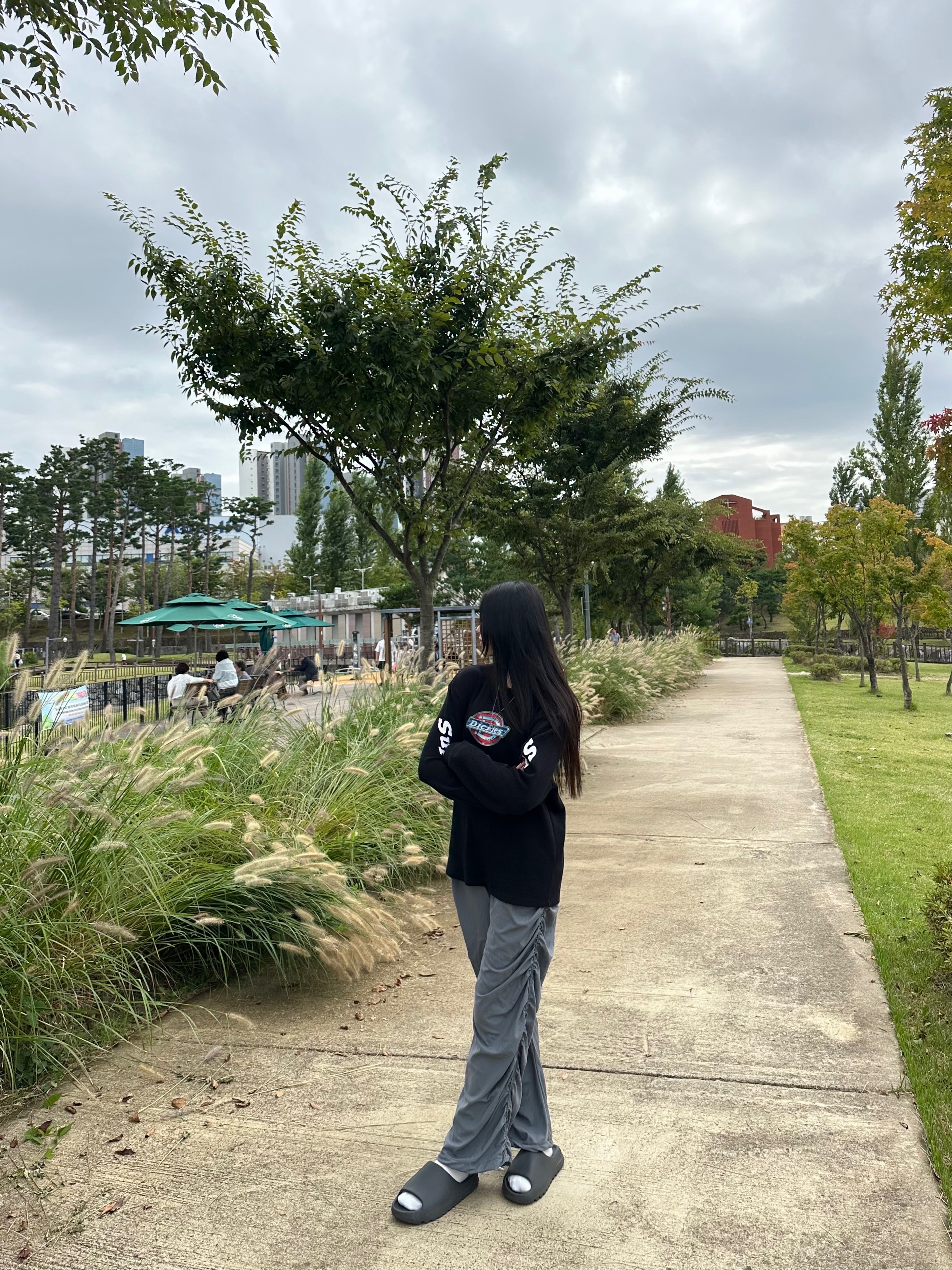 Supreme x Dickies Thermal Black - 25FW 착용 스타일 - 1