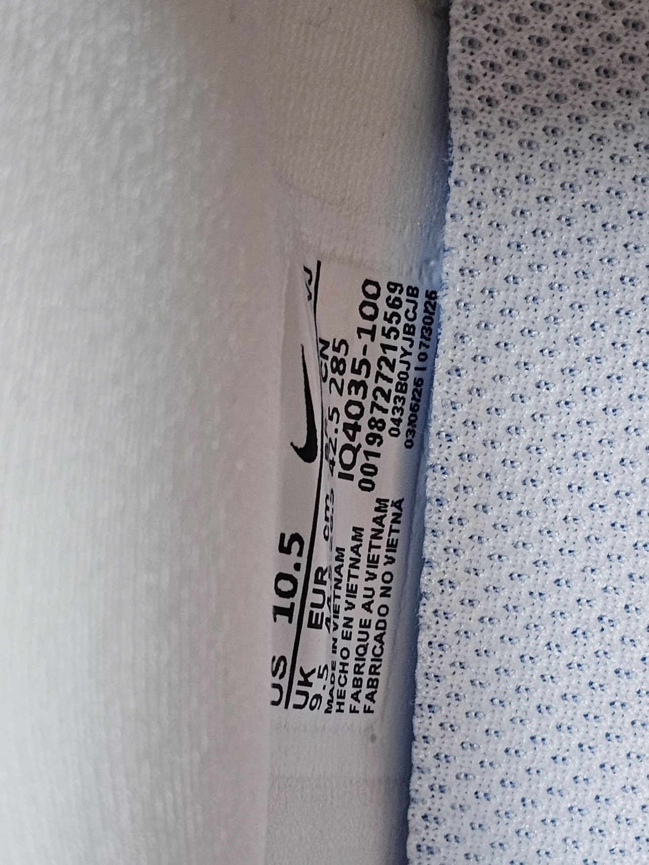 Nike Vomero Premium Sail Coconut Milk 착용 스타일 - 10