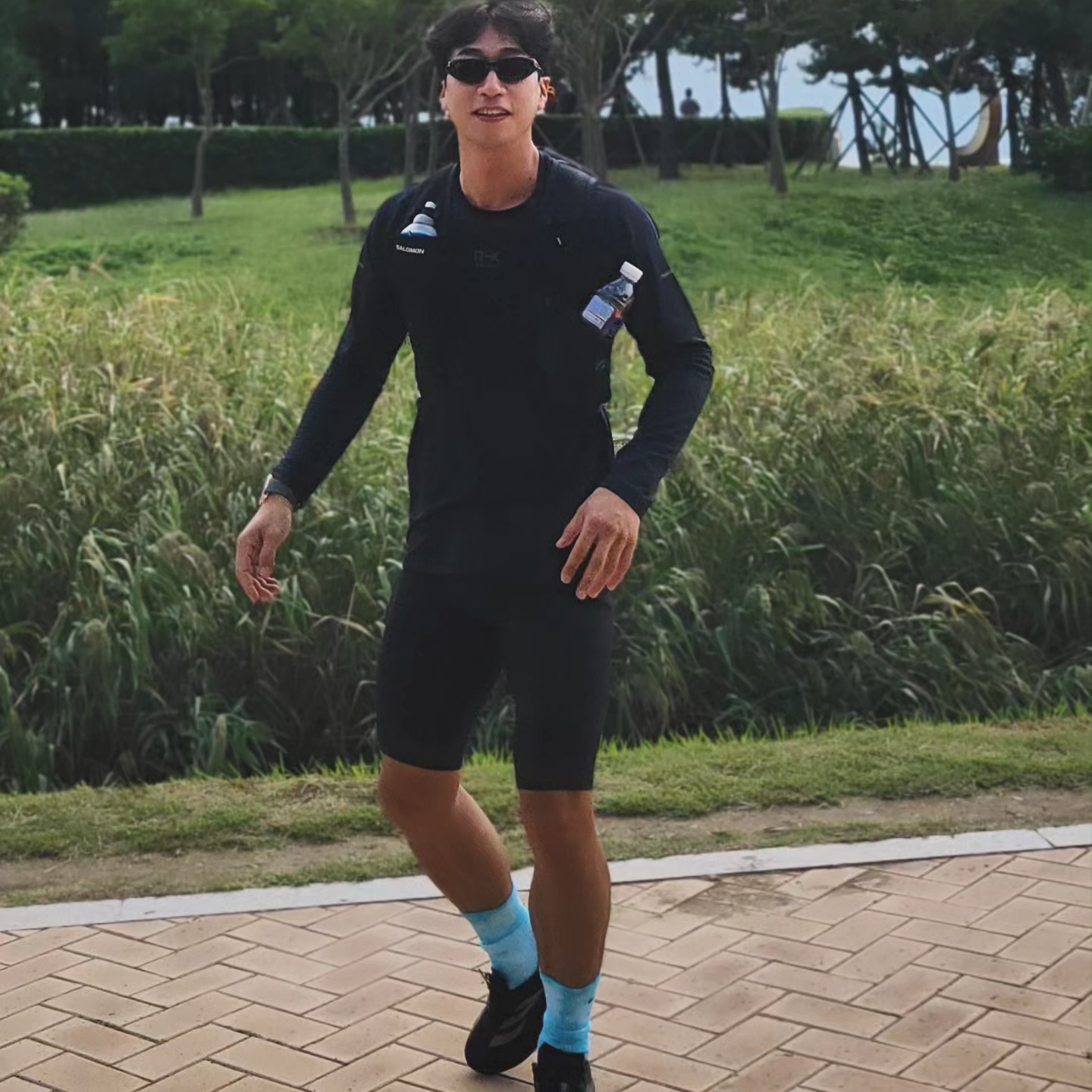 Nike Everyday Plus Cushioned Tie-Dye Crew Socks Multi Color (2 Pack/Korean Ver.) 착용 스타일 - 2