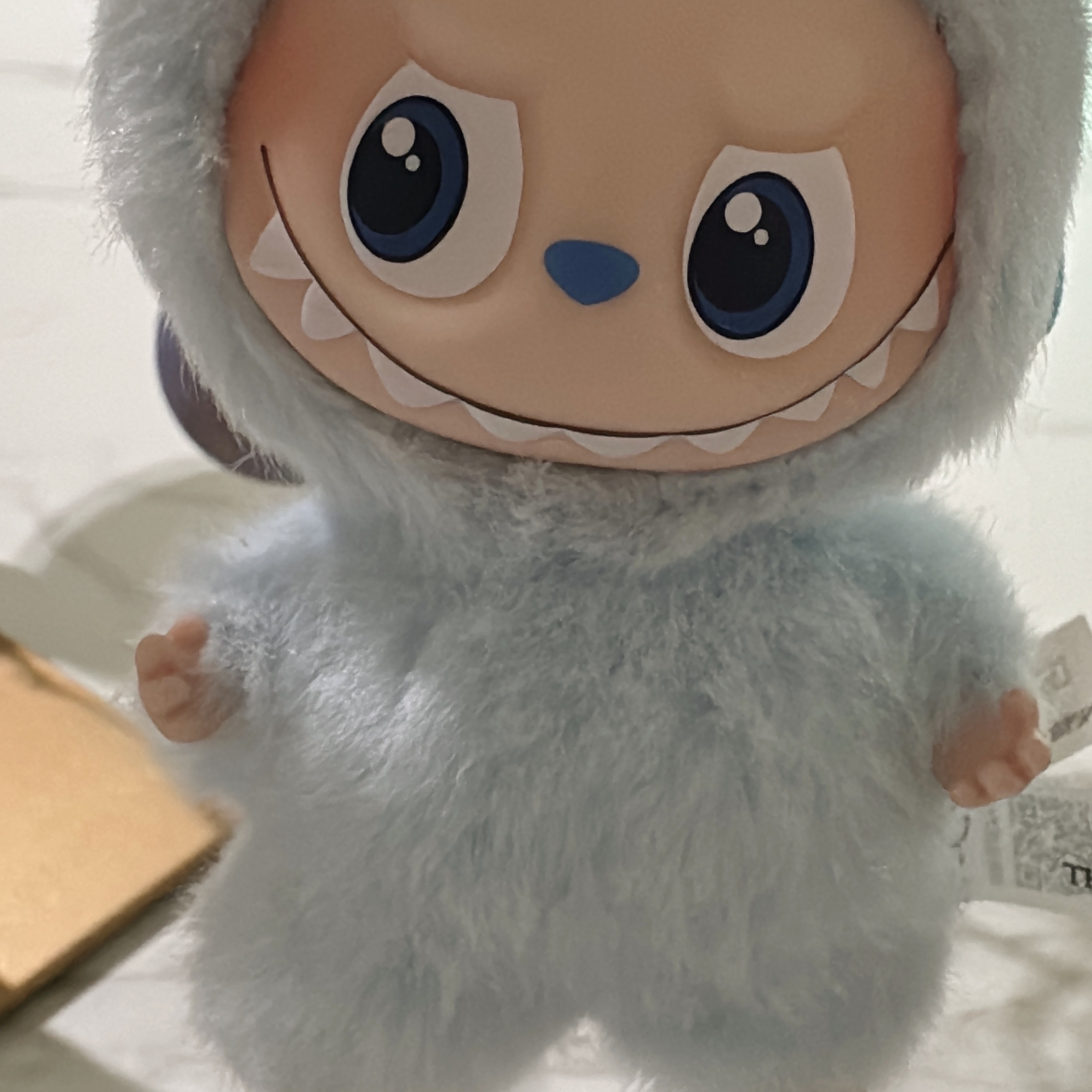 Pop Mart Labubu The Monsters Pin For Love Series Vinyl Plush Pendant (A-M) D (Opened Case) 착용 스타일 - 2