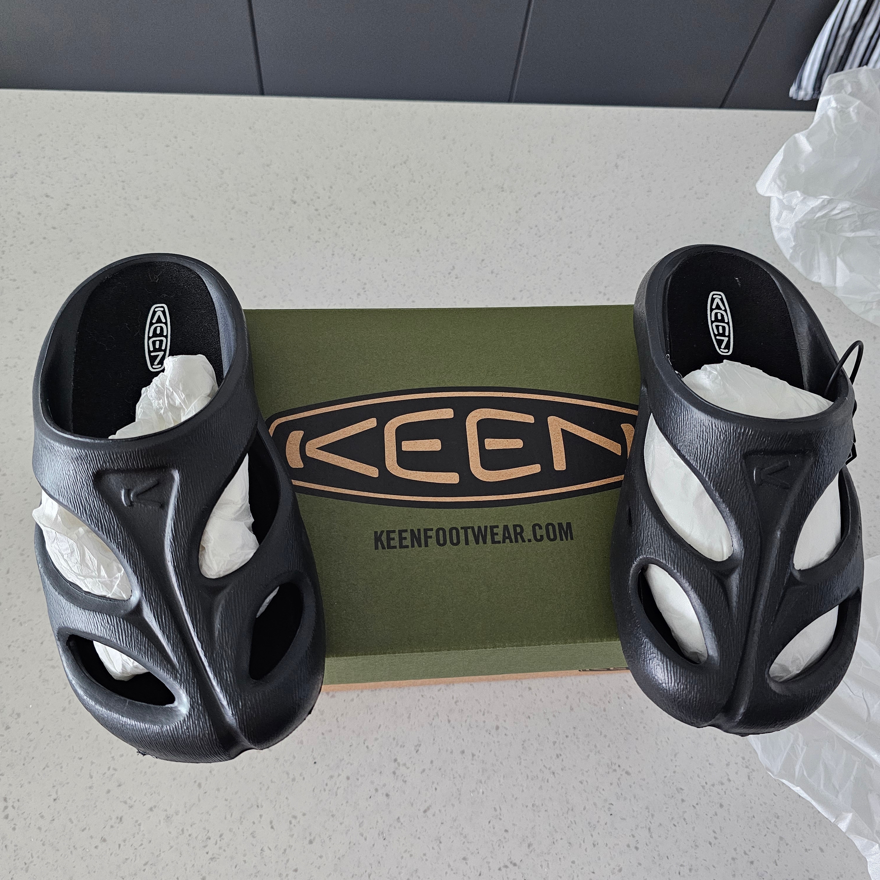 (W) Keen Shanti Black Dawn Blue 착용 스타일