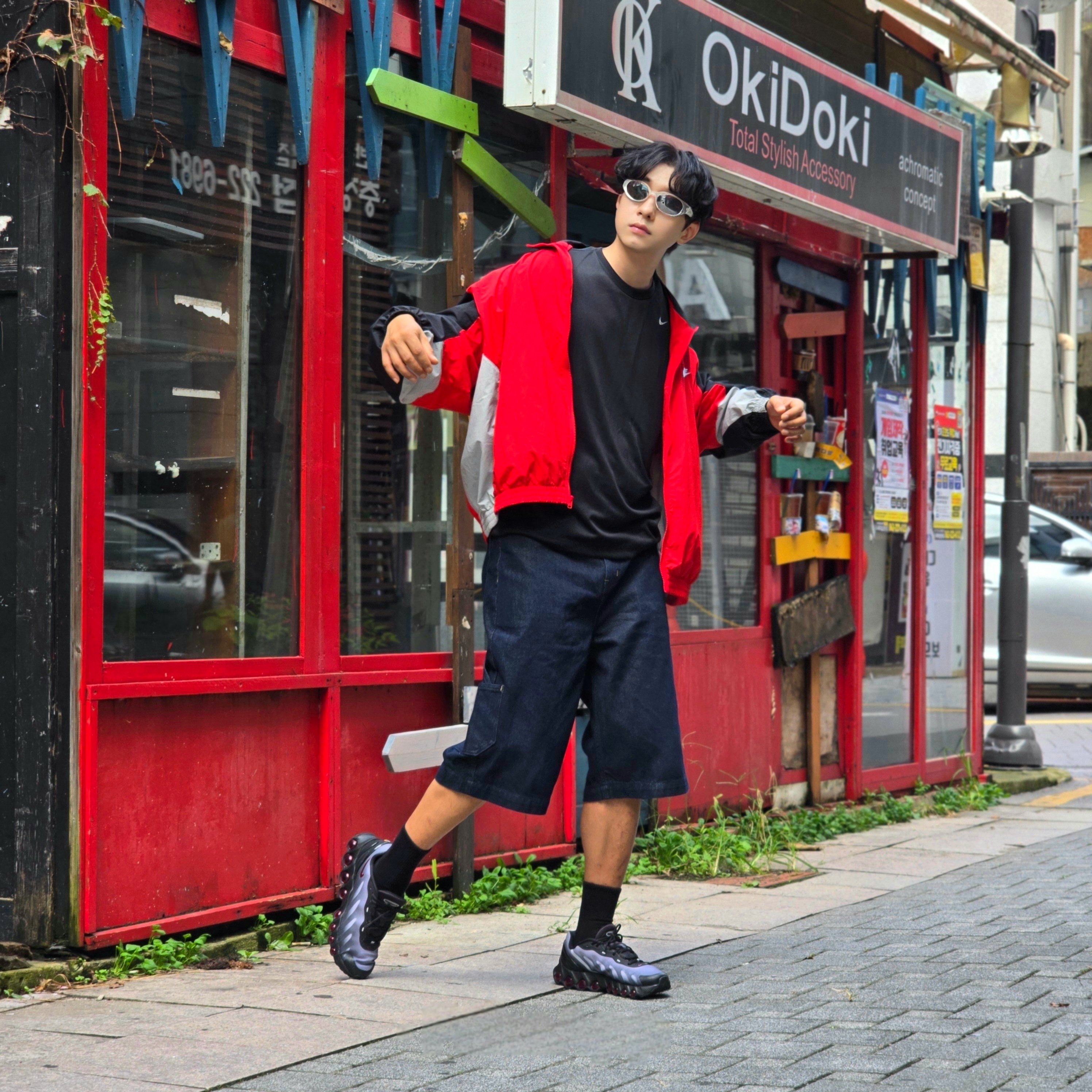 Nike Club Oversized Woven Track Jacket University Red Black - Asia, Nike Dri-Fit Legend Sleeveless Fitness T-Shirt Black - Asia 착용 스타일 - 6