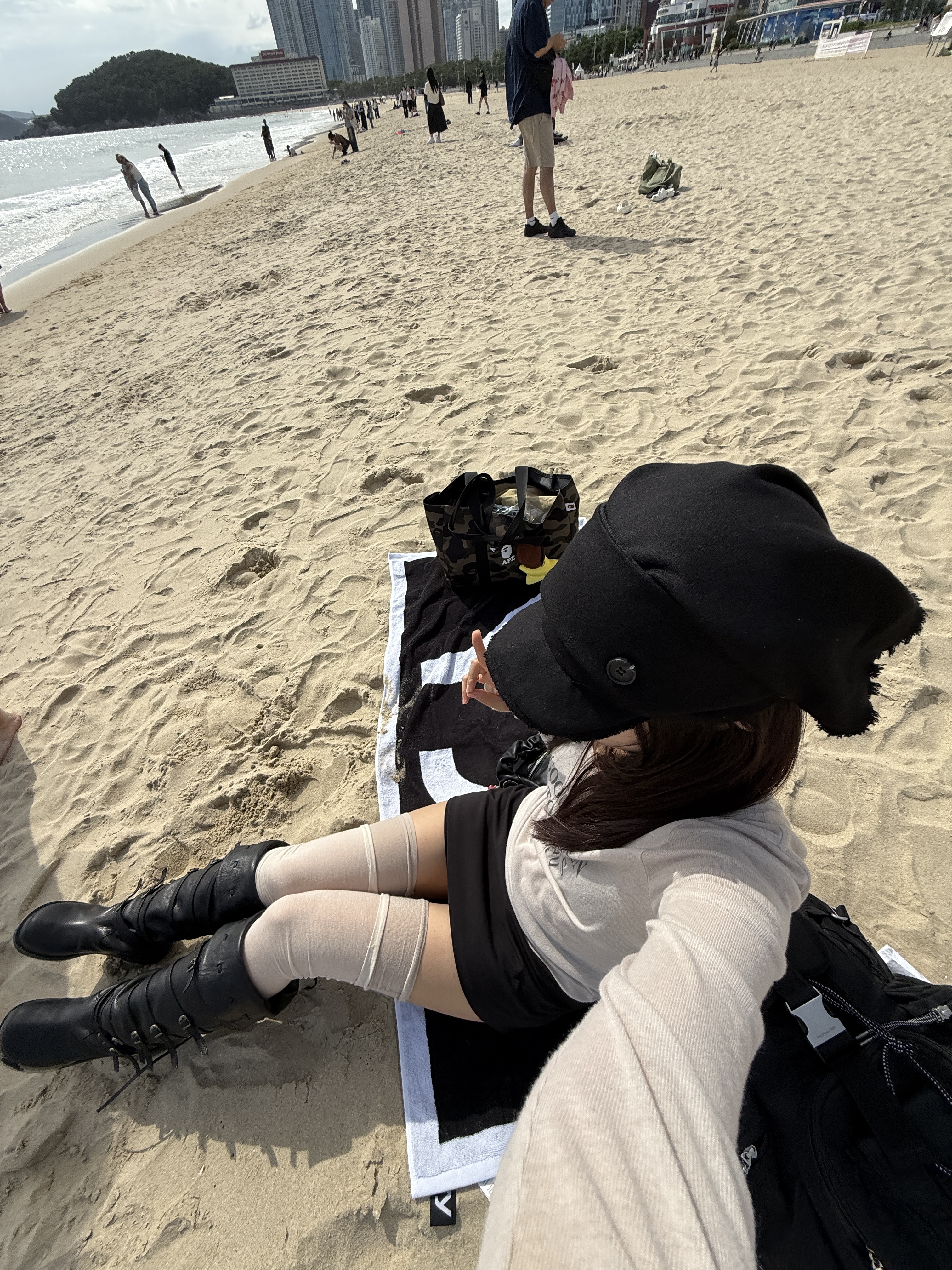 OJOS Scarf Veil Wool Cap Black 착용 스타일 - 2