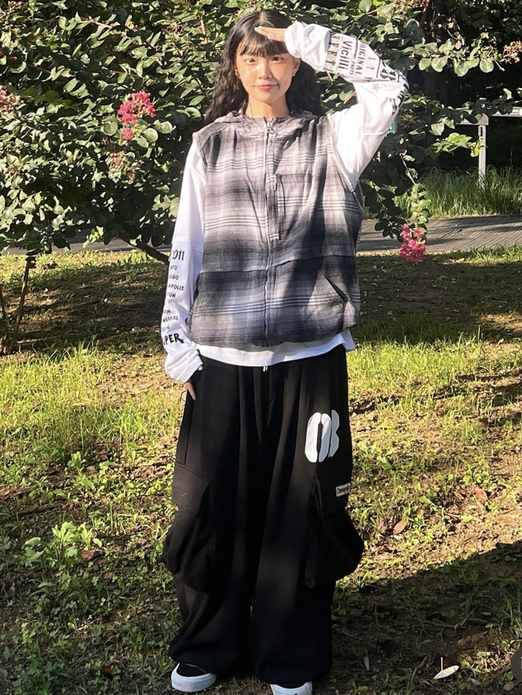 Vans Knu-Skool Black True White 착용 스타일 - 4