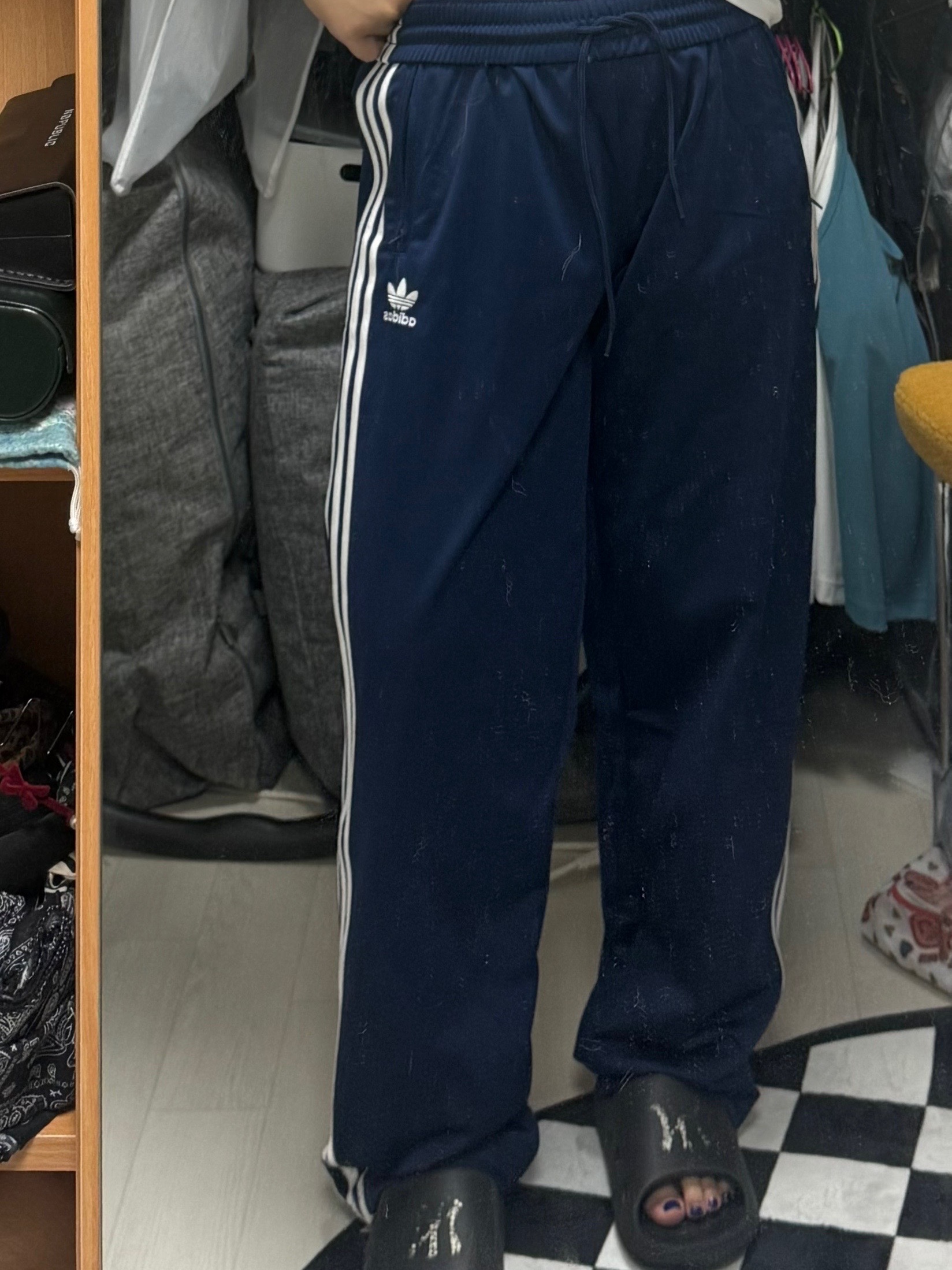 Adidas Adicolor Classics Firebird Track Pants Night Indigo - US Sizing 착용 스타일 - 1