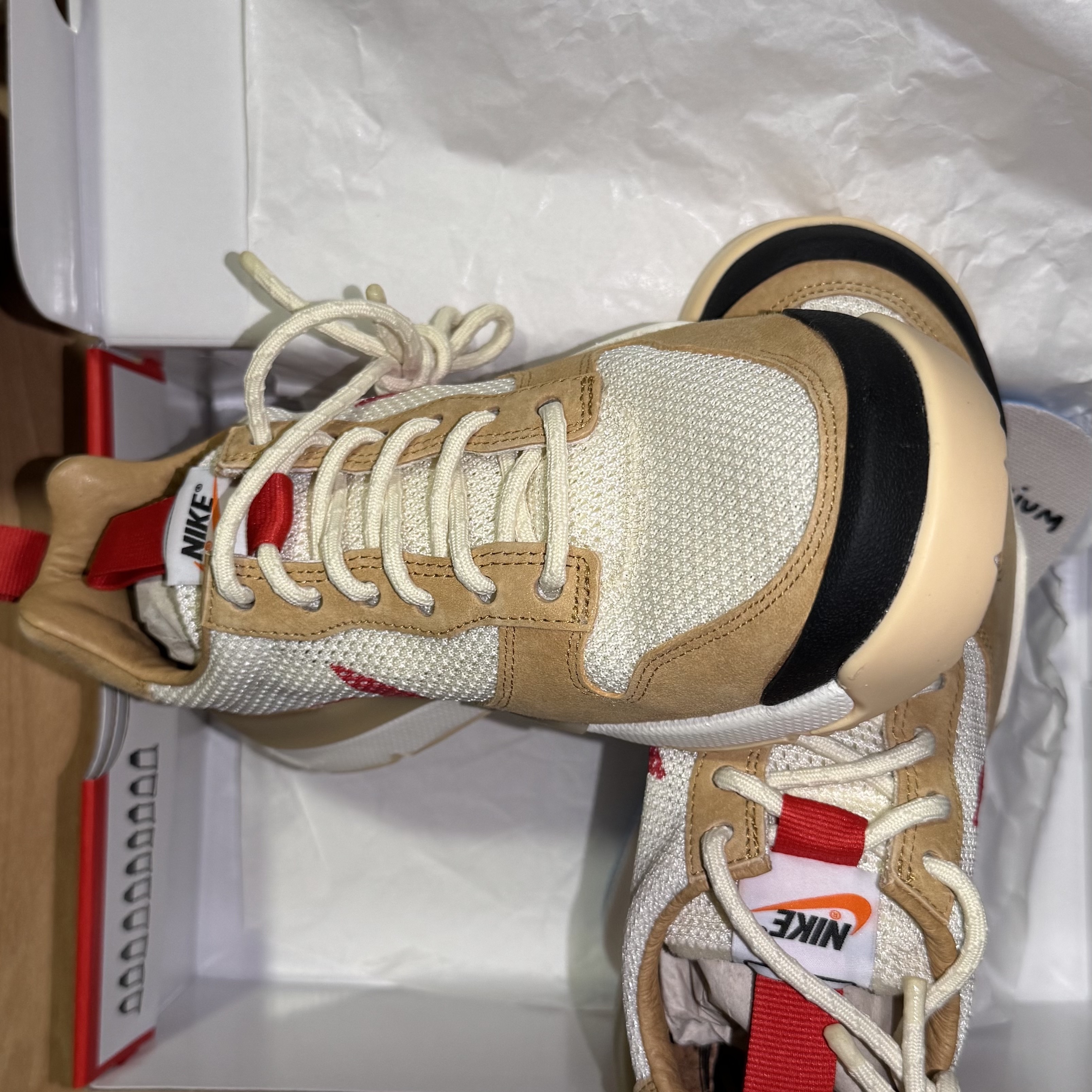 Nike x Tom Sachs Mars Yard Shoe 3.0 Space Camp 착용 스타일 - 1