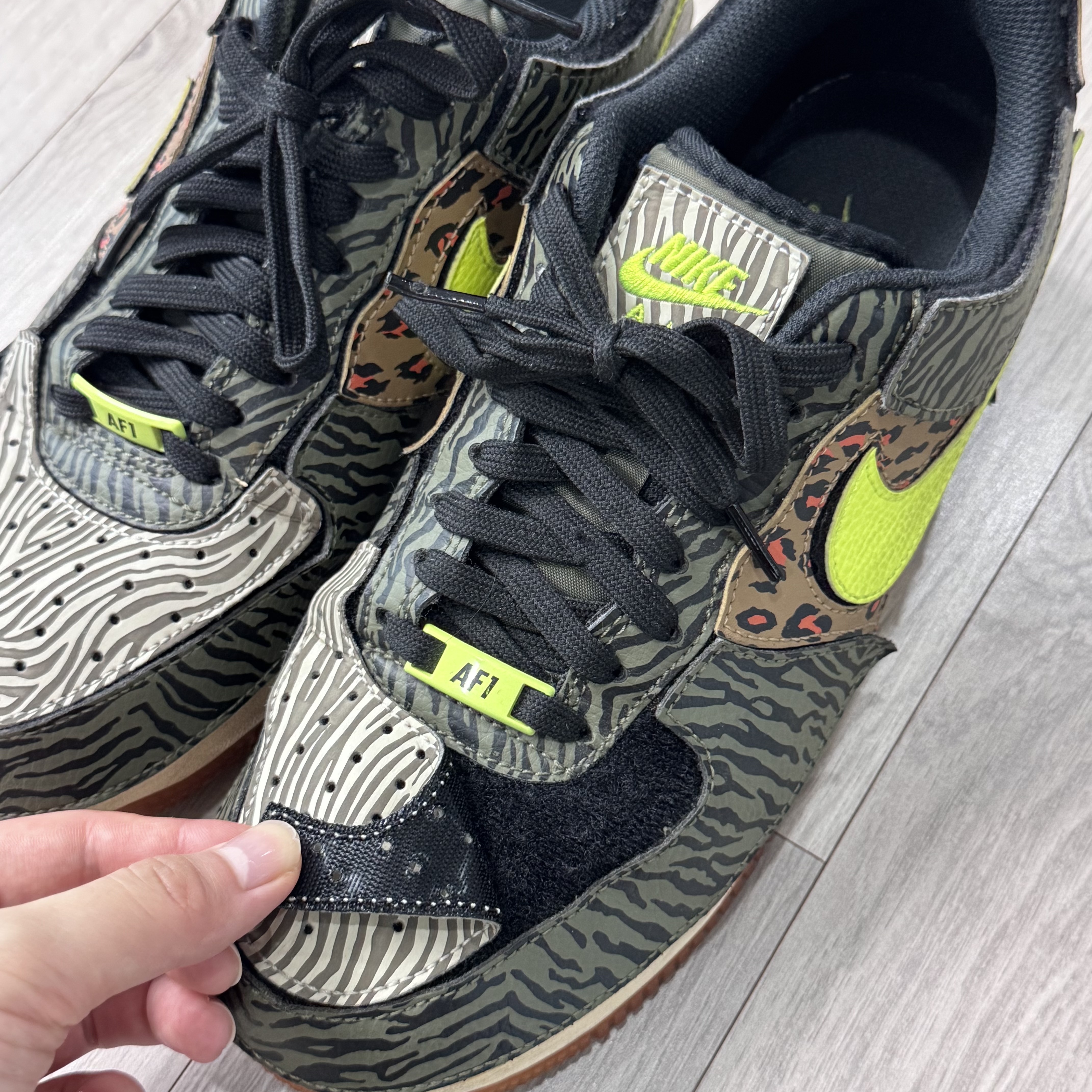 Nike Air Force 1/1 Animal Print 착용 스타일
