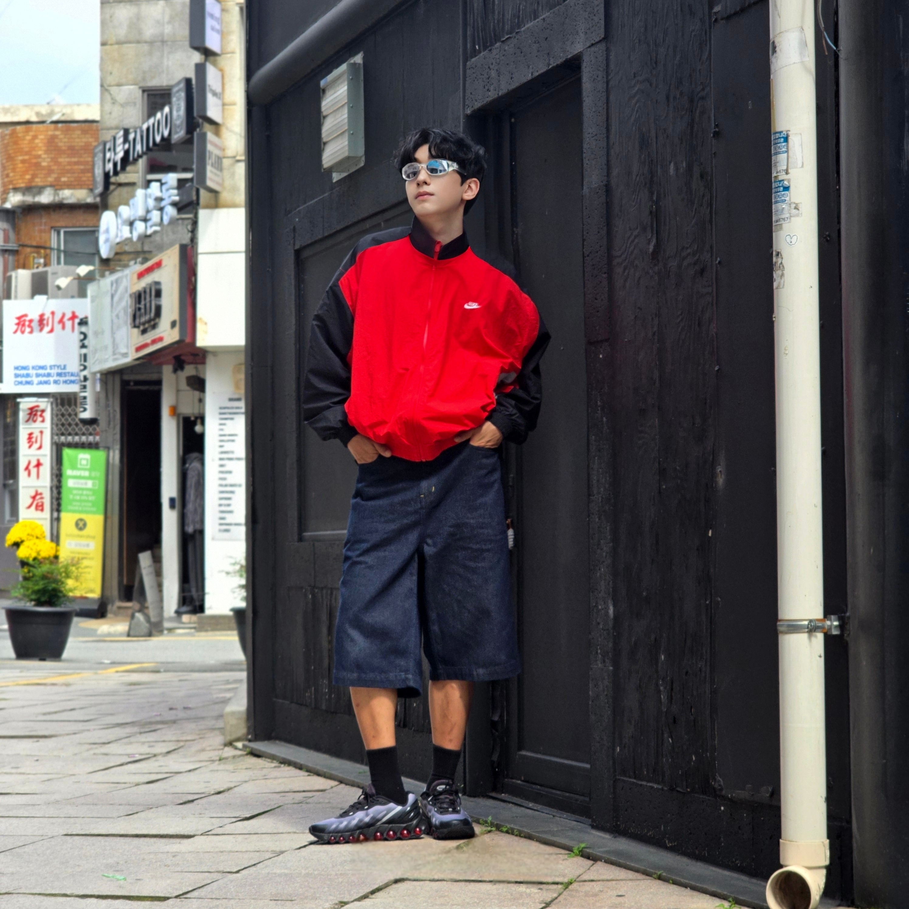 Nike Club Oversized Woven Track Jacket University Red Black - Asia, Nike Air Max Dn8 Black Anthracite 착용 스타일 - 1