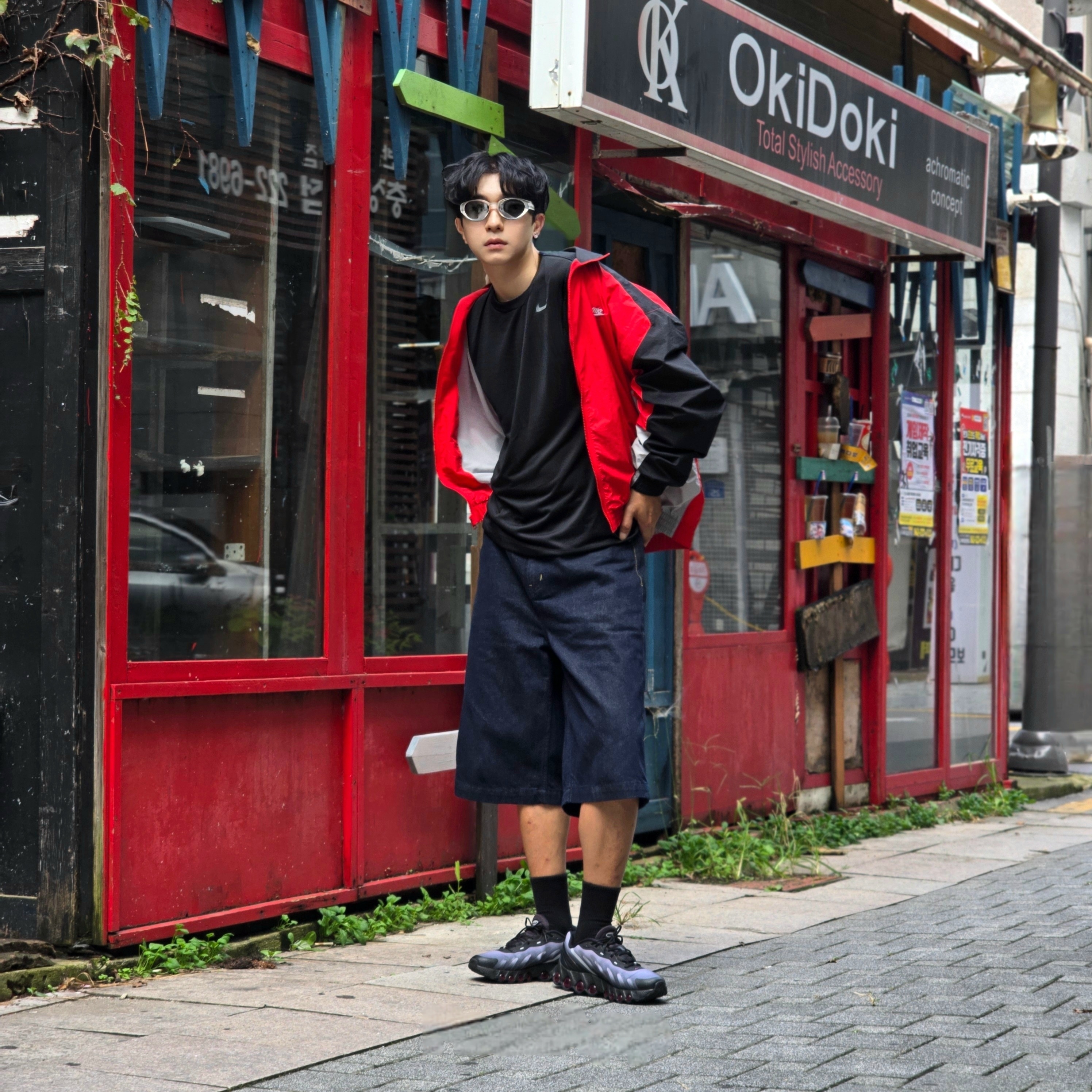 Nike Club Oversized Woven Track Jacket University Red Black - Asia, Nike Dri-Fit Legend Sleeveless Fitness T-Shirt Black - Asia 착용 스타일 - 3
