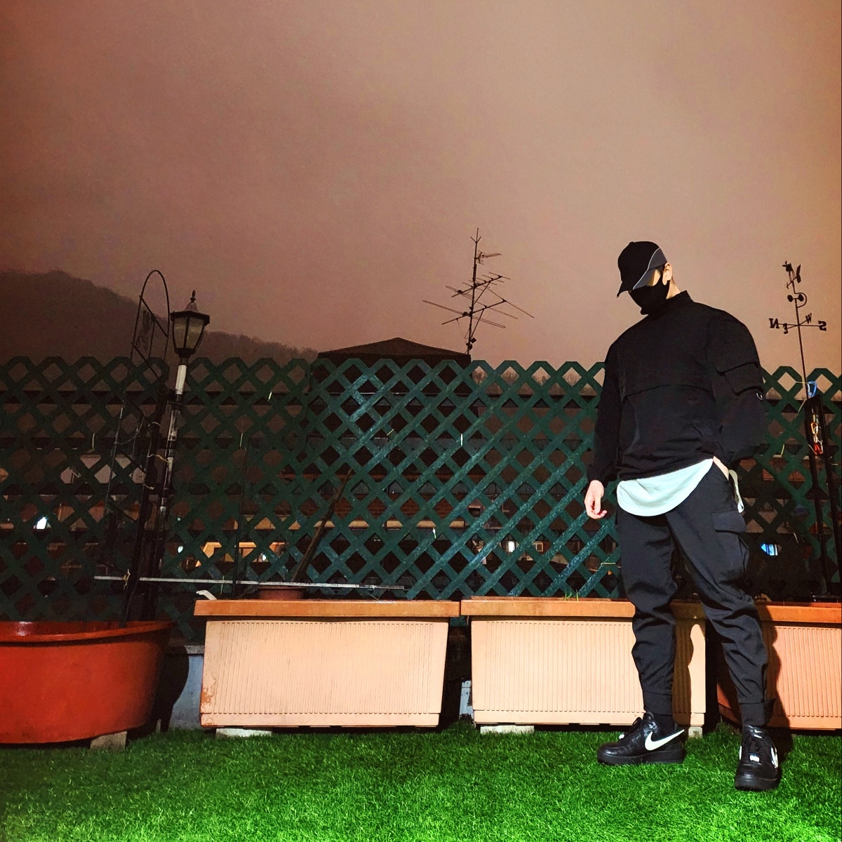 Nike x Ambush Air Force 1 Low SP Black 착용 스타일 - 1