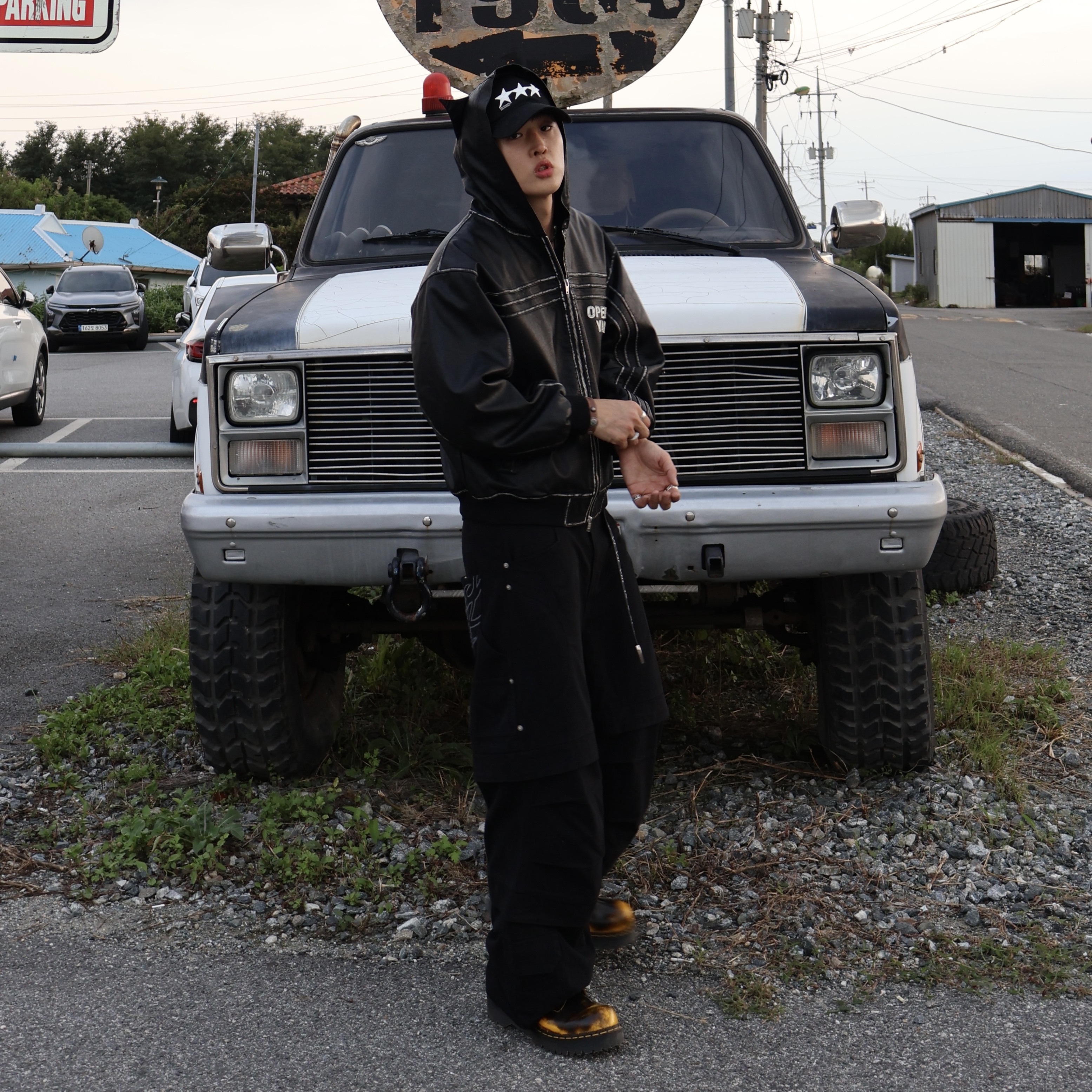 Dr. Martens 1460 Rub Off Multi 착용 스타일 - 2
