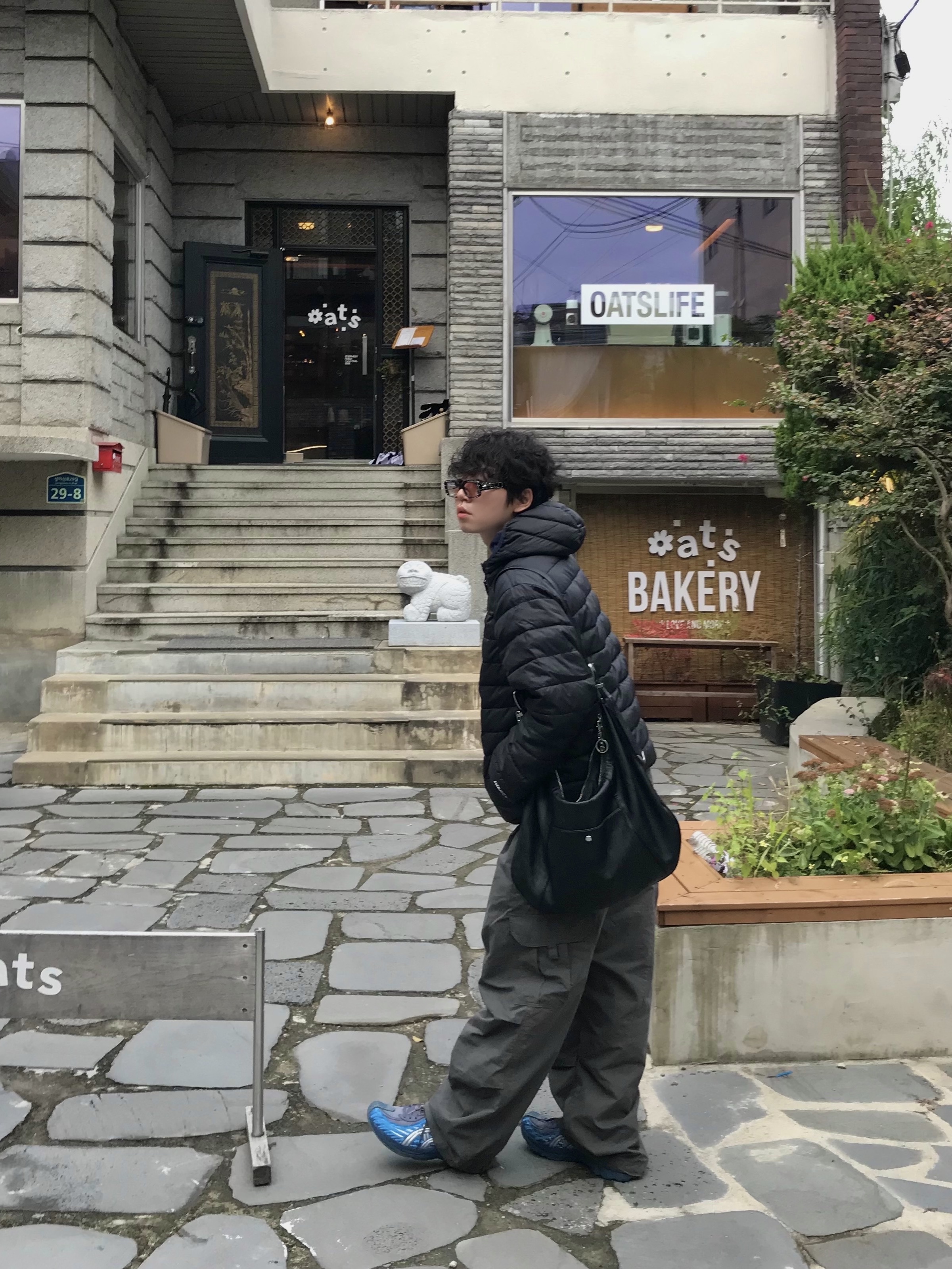 Millo Archive Garment Washed Silhouette Pants Khaki Gray, (W) Asics x Kiko Kostadinov Gel-Flammae Blue Ironclad 착용 스타일 - 2