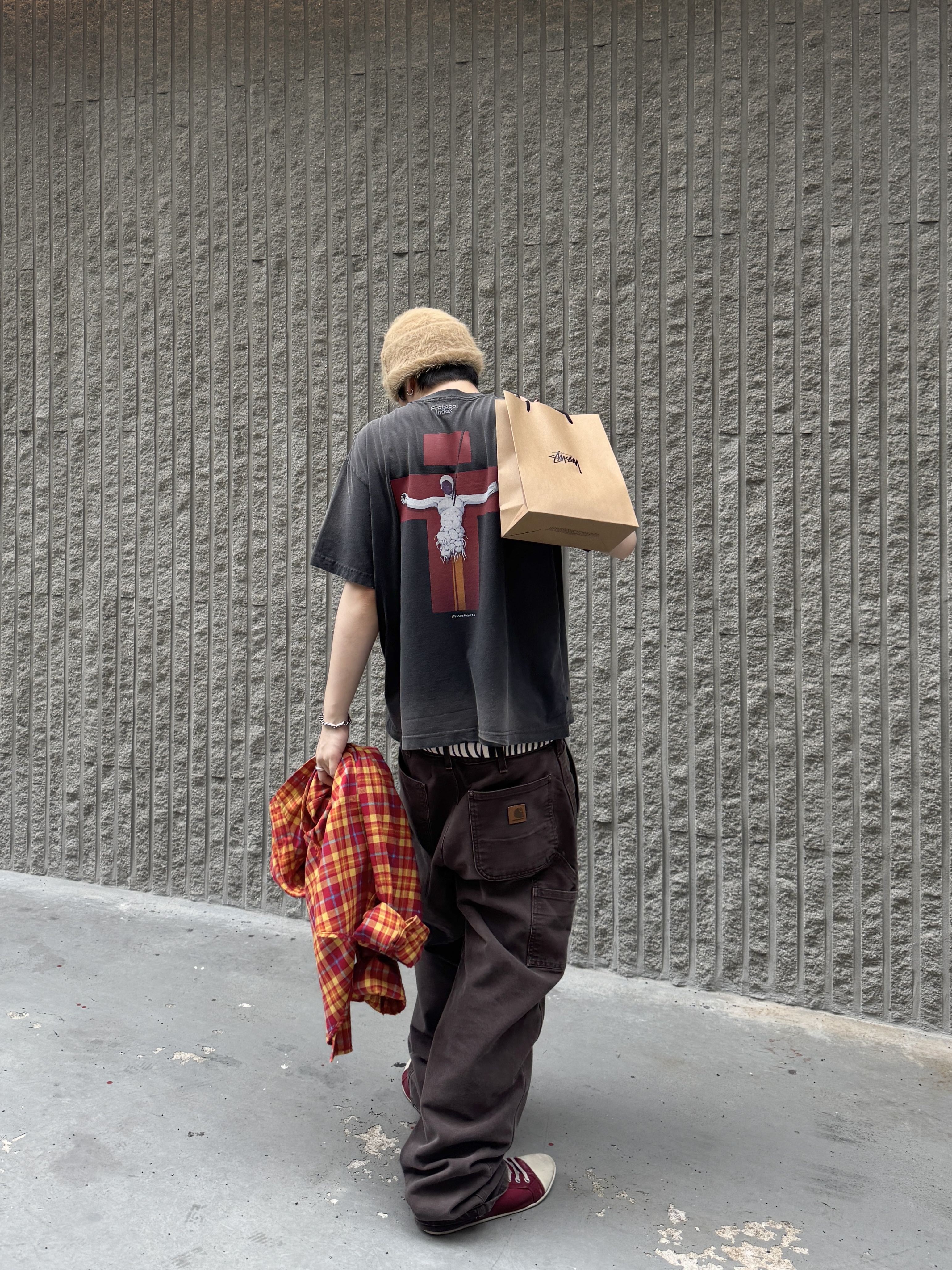 Protocol Index x Evangelion Overdyed Vintage Mass Production T-Shirt Charcoal, Stussy Bamboo Buckle Belt Hairy Zebra Pattern 착용 스타일 - 1