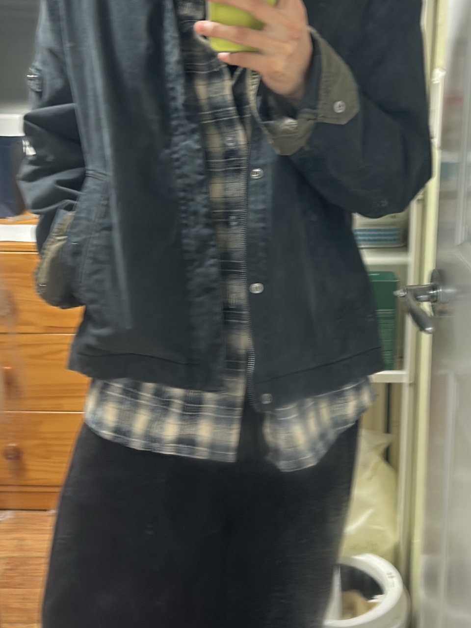 SERIES Vintage Short Jumper Dark Khaki, Levi's 578™ Baggy Jean Black 착용 스타일 - 3