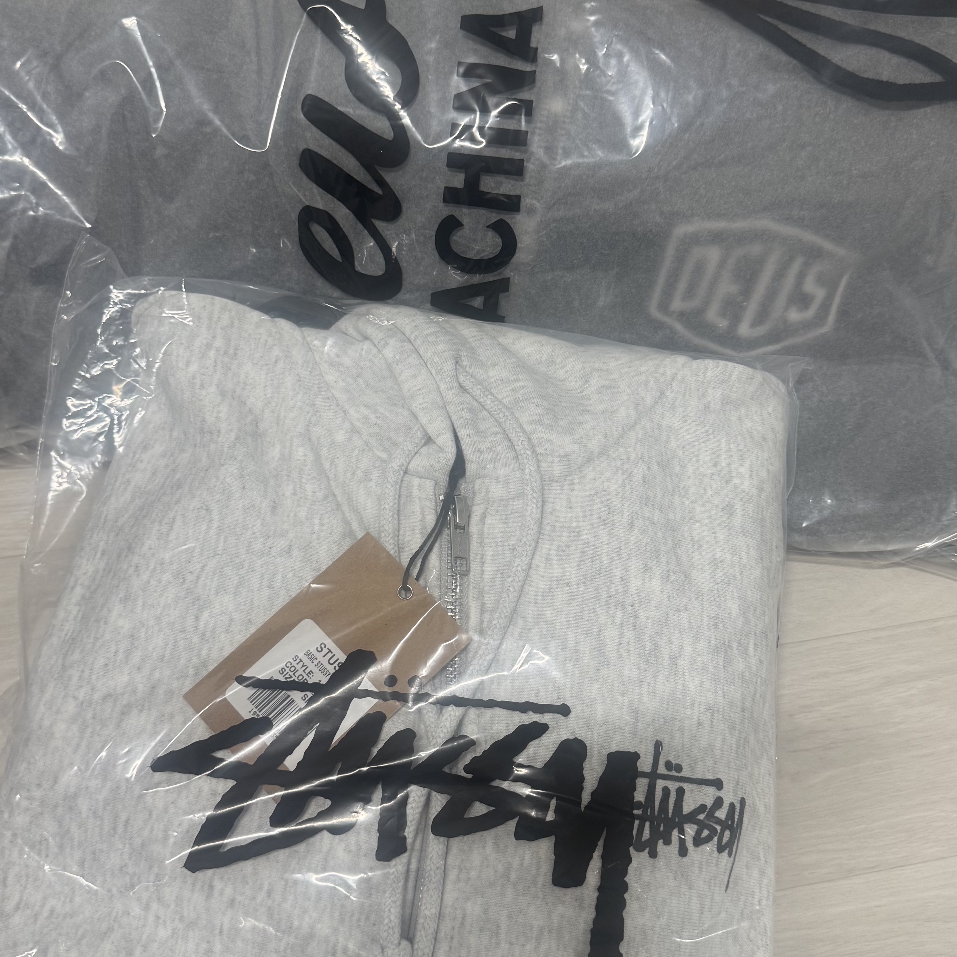 Stussy Basic Stussy Zip Hoodie Ash Heather, Deus Ex Machina College Address Hoodie Zip Up Black 착용 스타일