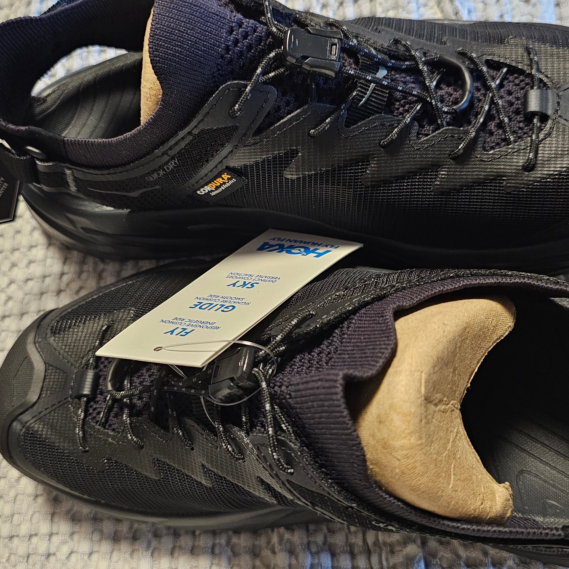 Hoka Hopara 2 Black 착용 스타일