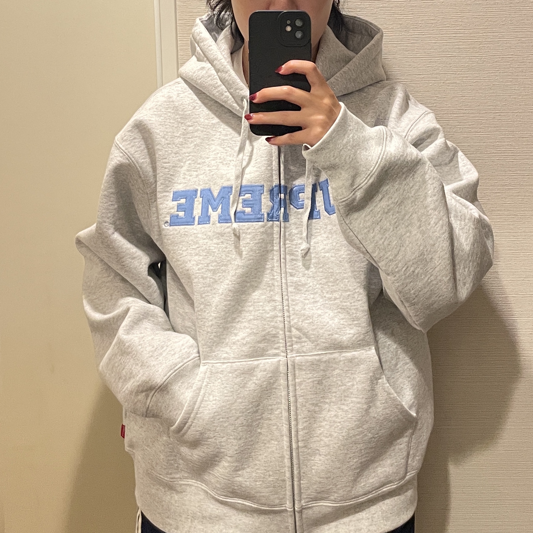 Supreme Collegiate Applique Zip Up Hooded Sweatshirt Ash Grey - 25FW 착용 스타일 - 1
