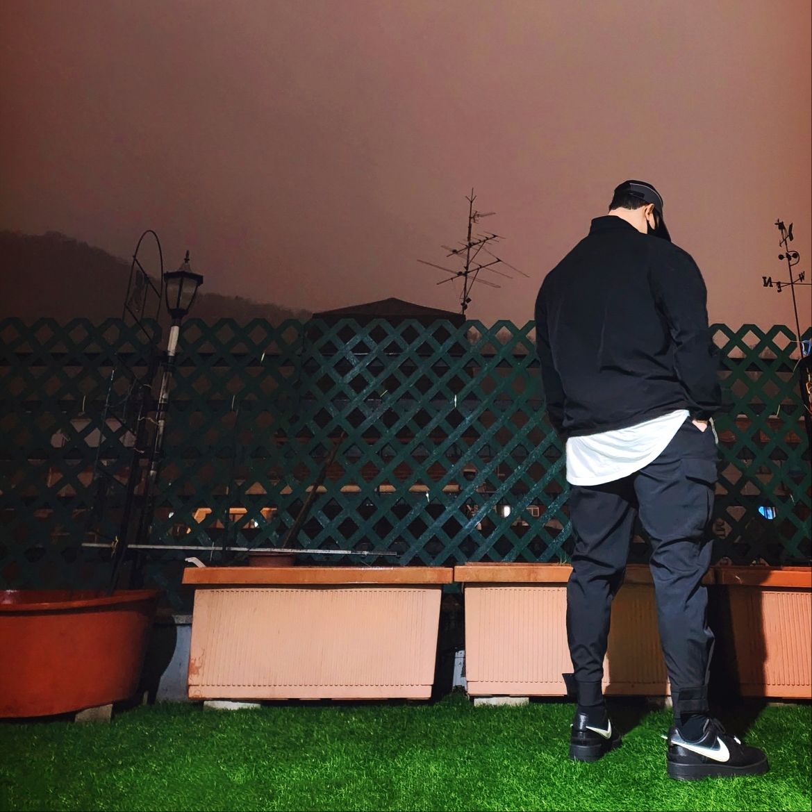 Nike x Ambush Air Force 1 Low SP Black 착용 스타일 - 3