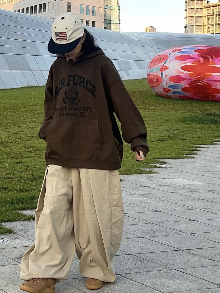 Nike Air Force 1 '07 WB Flax 착용 스타일 - 4