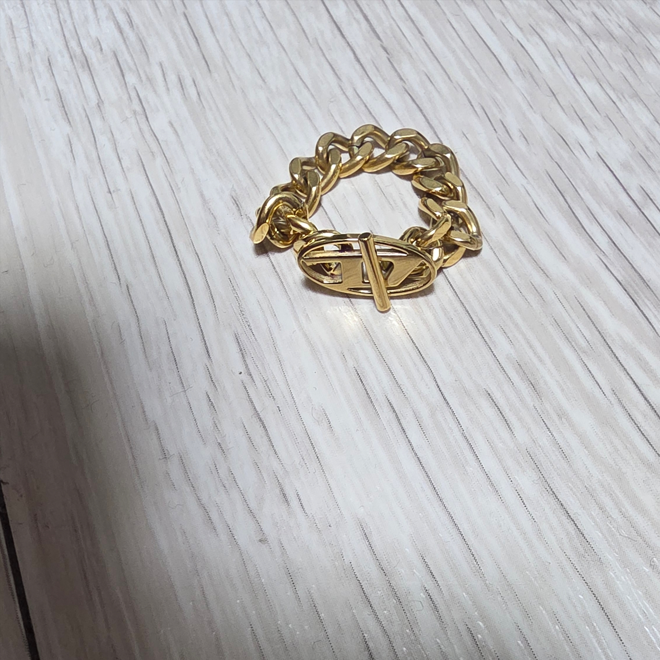 Diesel Dx1568710 Gold-Tone Stainless Steel Soft Chain Ring Gold, Louis Vuitton Monogram Chain Bracelet Silver 착용 스타일 - 1