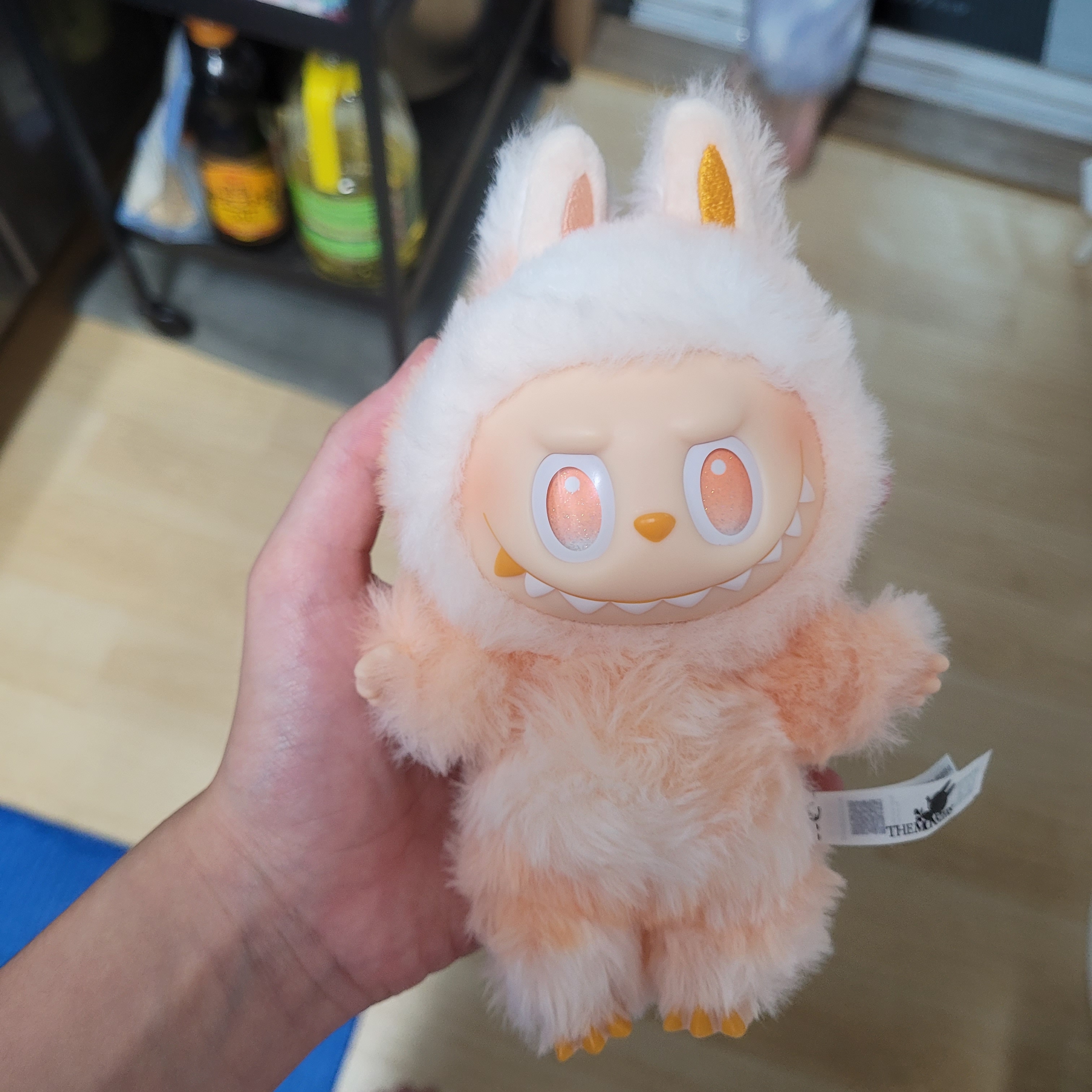 Pop Mart Labubu The Monsters Highlight Series Sealed Case (1 Blind Box) 착용 스타일 - 1