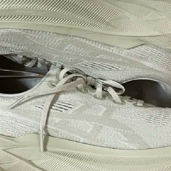 Asics Superblast 2 Lake Grey White Sage 착용 스타일