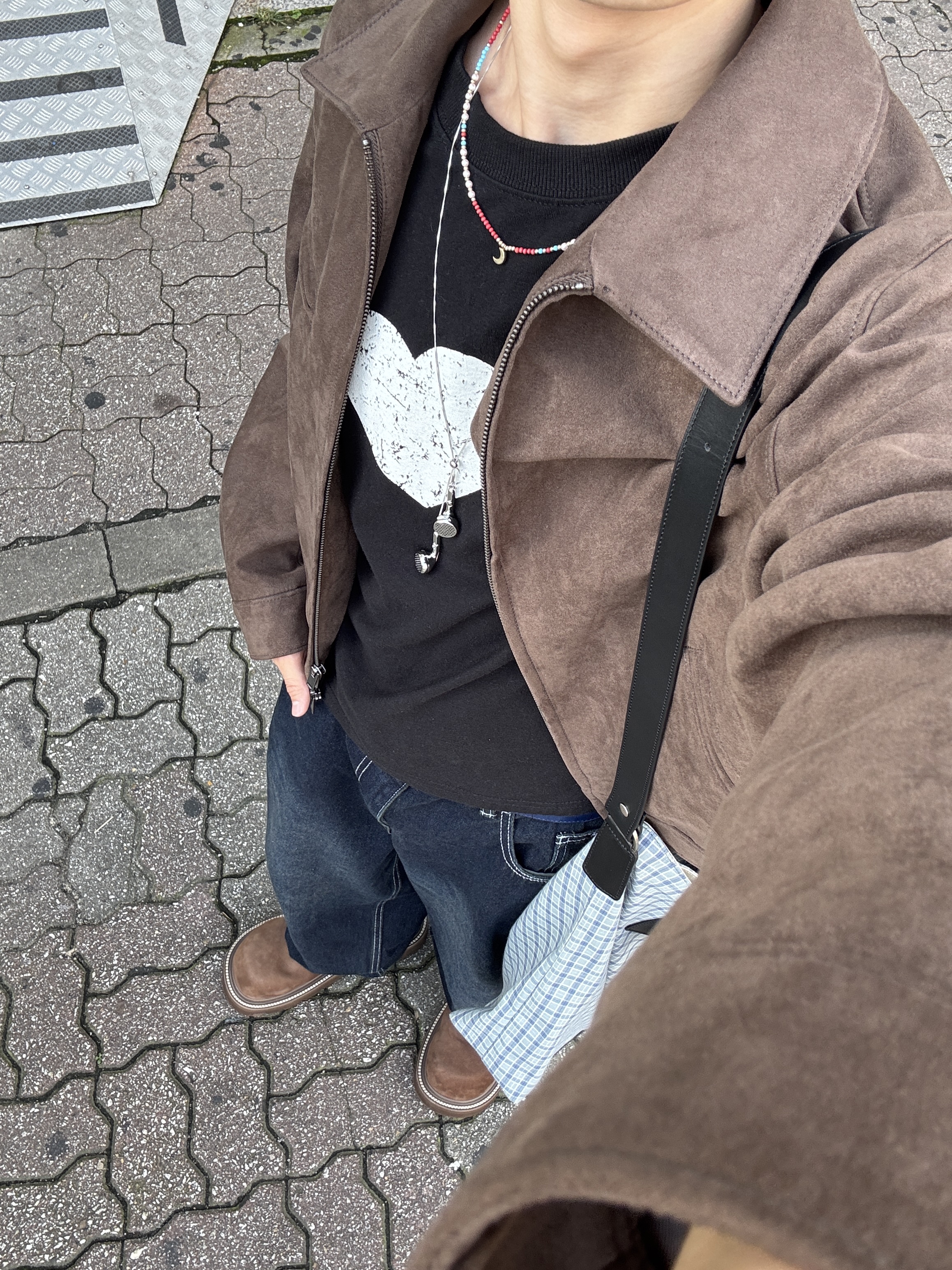 SOULESURES BOLD BELUGA Espresso Brown, Tonywack Suede Zippered Blouson Jacket Olive Brown 착용 스타일