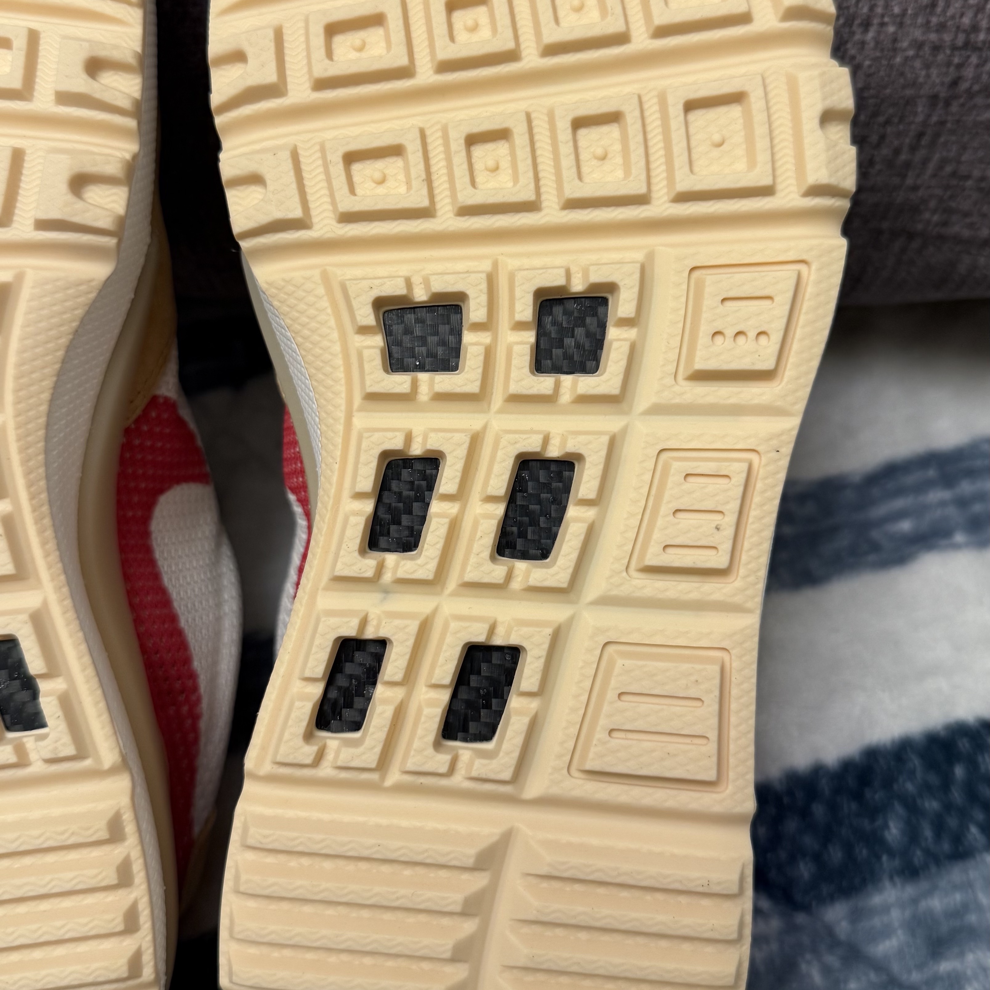 Nike x Tom Sachs Mars Yard Shoe 3.0 Space Camp 착용 스타일 - 6