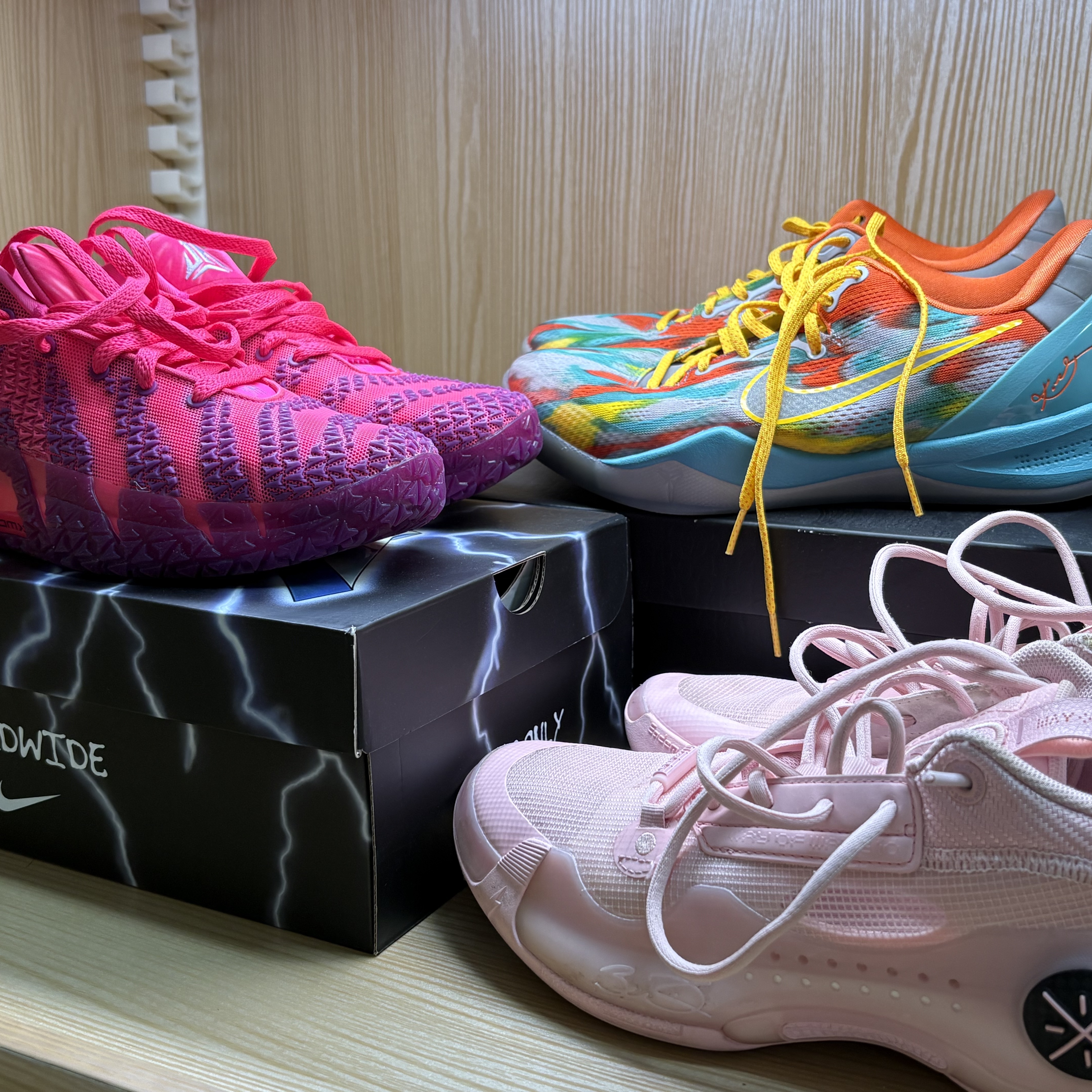 Nike Ja 3 EP Max Volume, Nike Kobe 8 Protro Venice Beach 착용 스타일