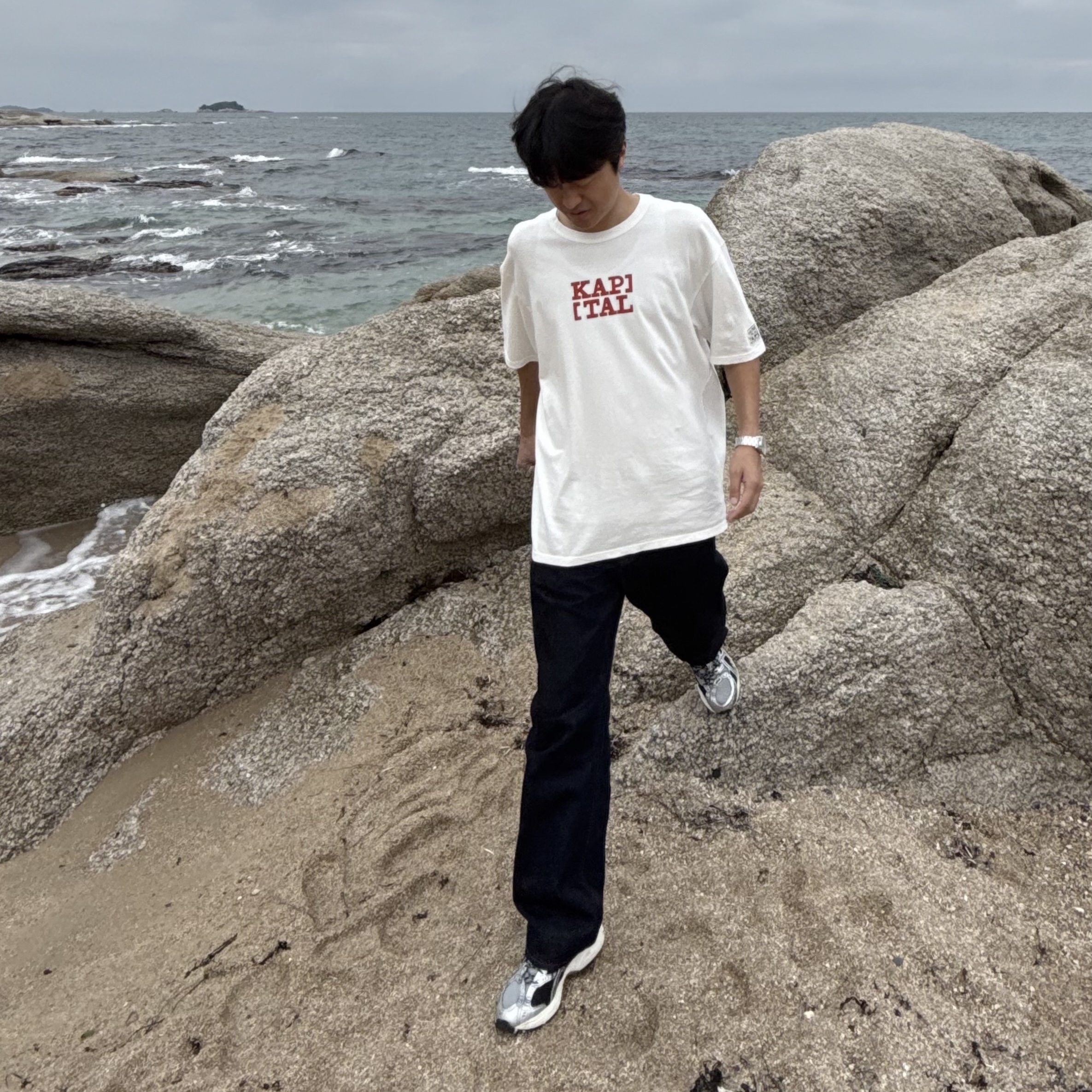 Kapital Rookie Crewneck T-Shirt Red, Asics Gel-Nimbus 10.1 Piedmont Grey Pure Silver 착용 스타일 - 1