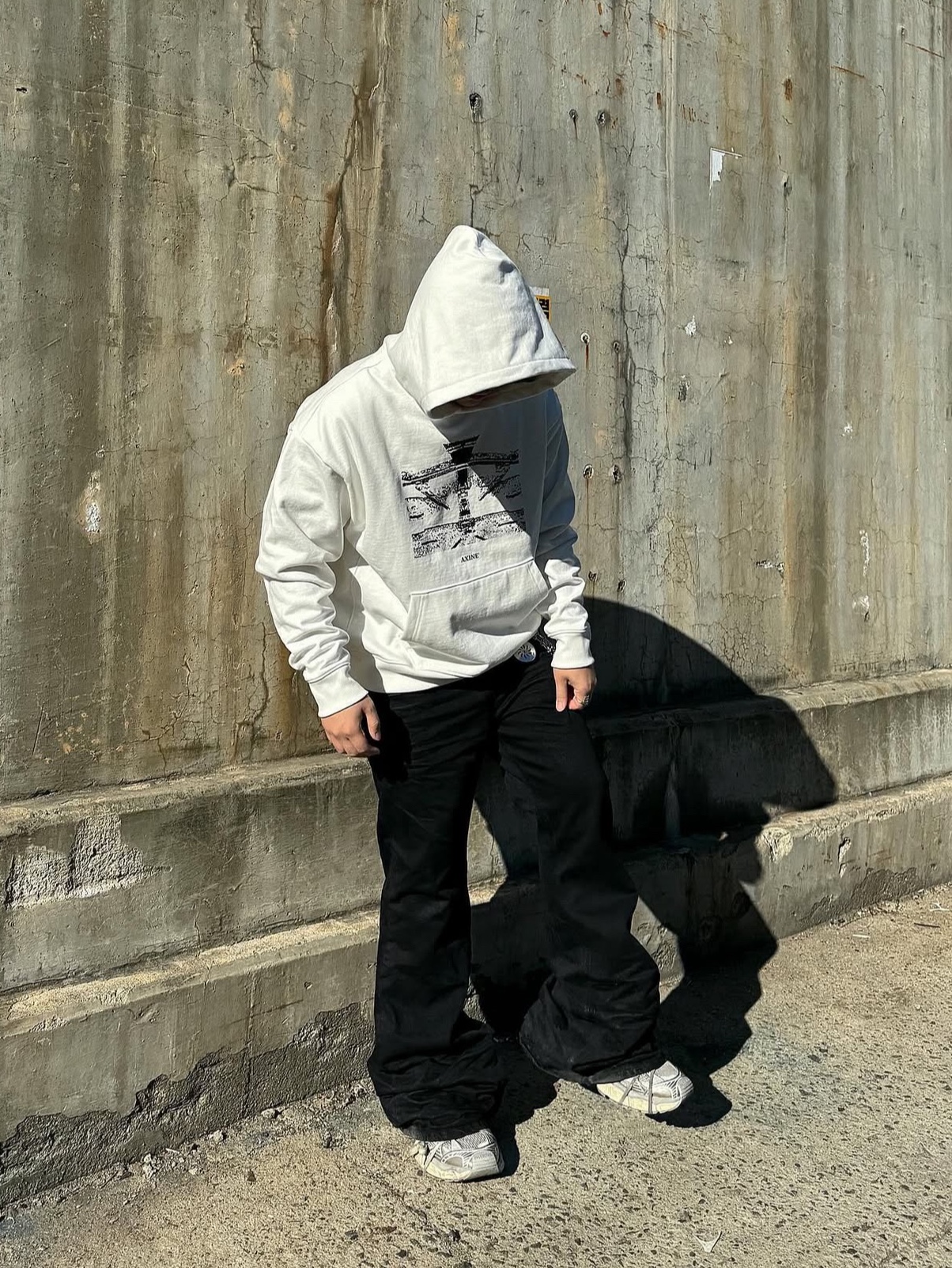 Balenciaga 3XL Sneakers Light Beige 착용 스타일