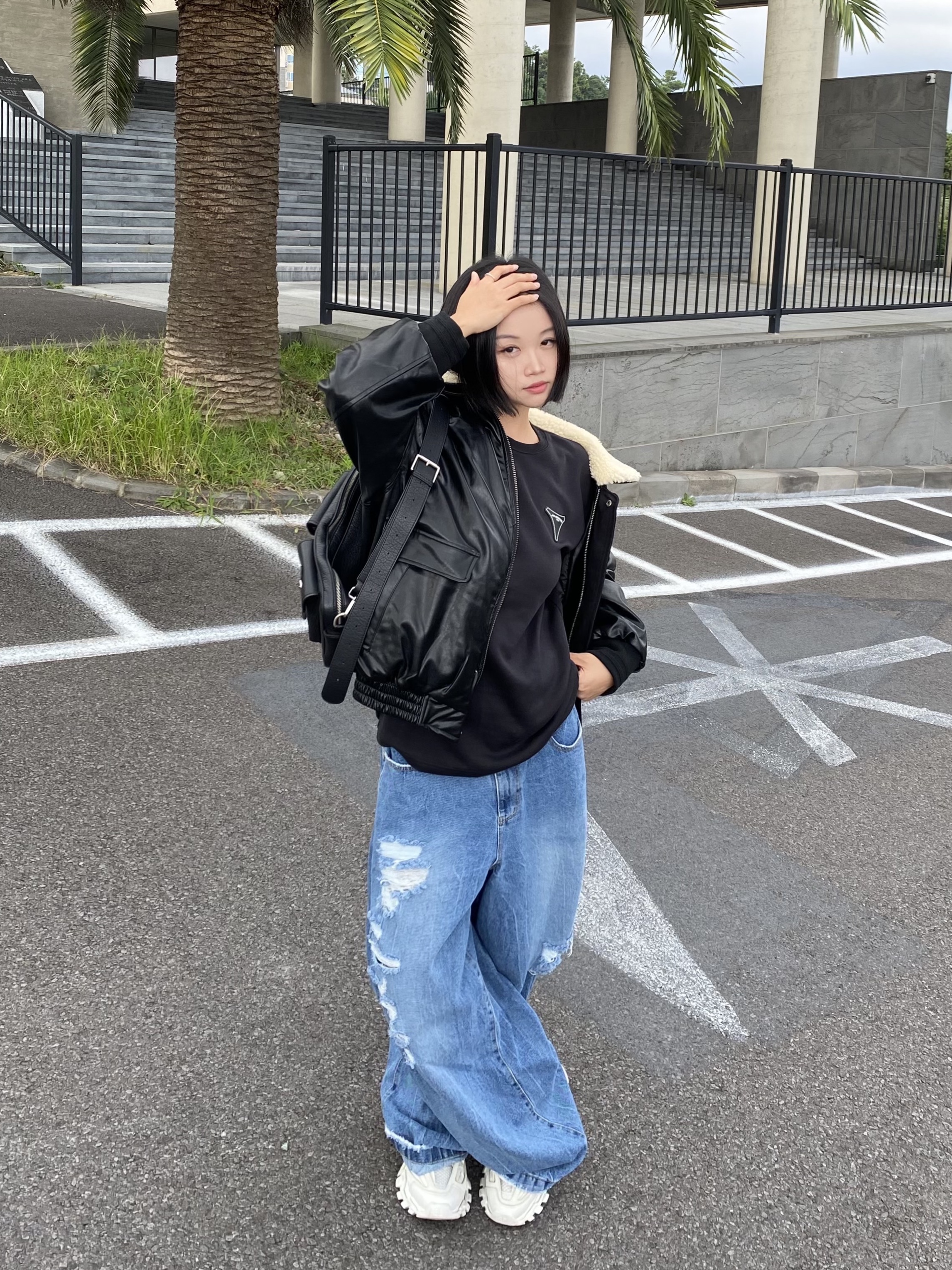 Balenciaga Track Sneakers White 2019 착용 스타일
